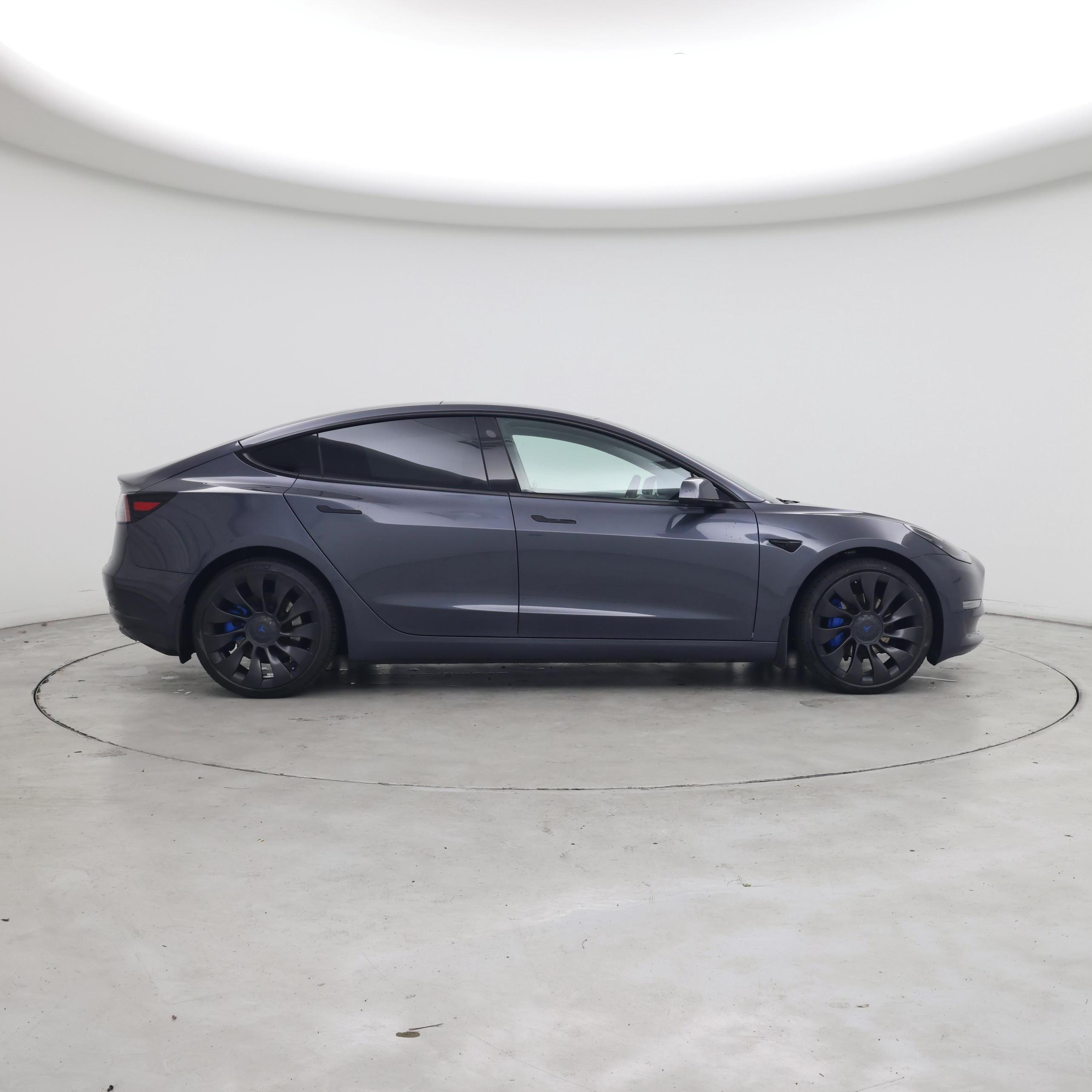 Thumbnail: 2023 Tesla Model 3 - 7