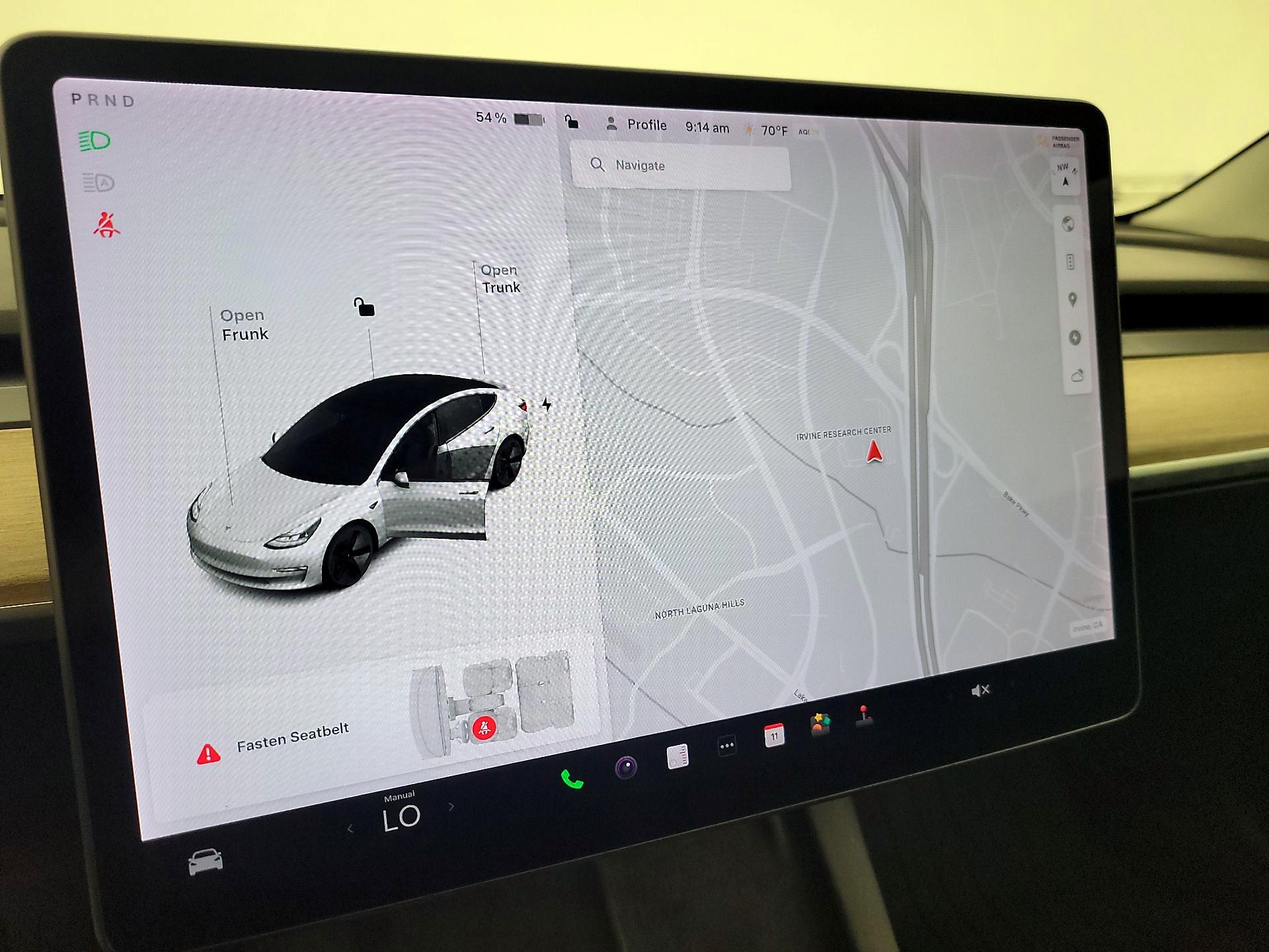 Thumbnail: 2022 Tesla Model 3 - 11