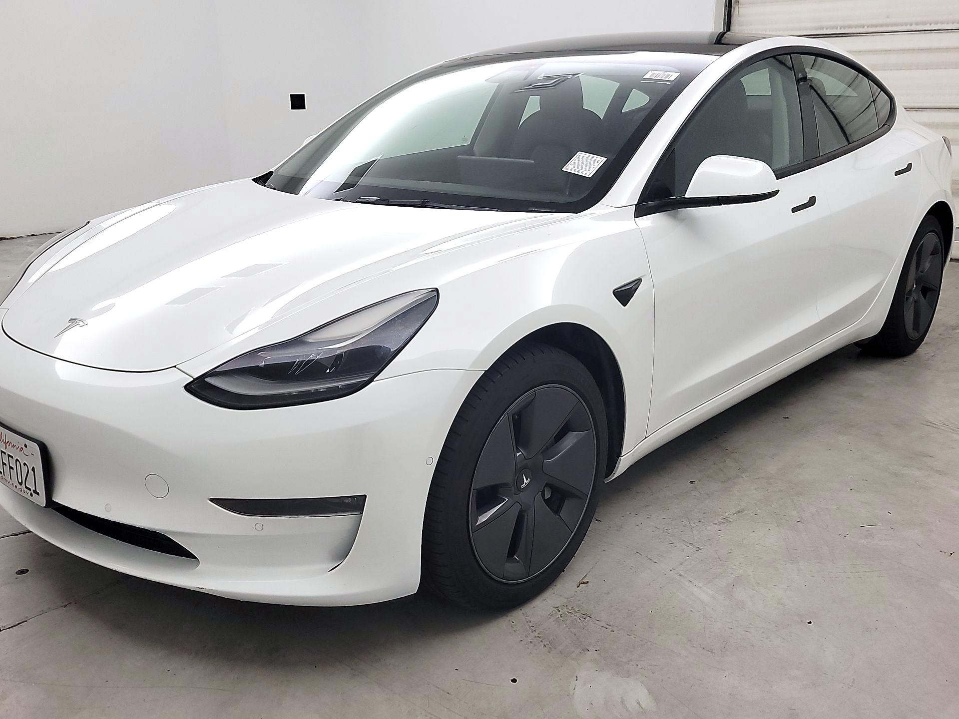 Thumbnail: 2022 Tesla Model 3 - 3