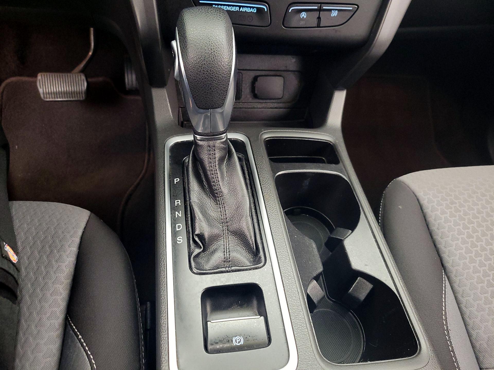 Thumbnail: 2018 Ford Escape - 17
