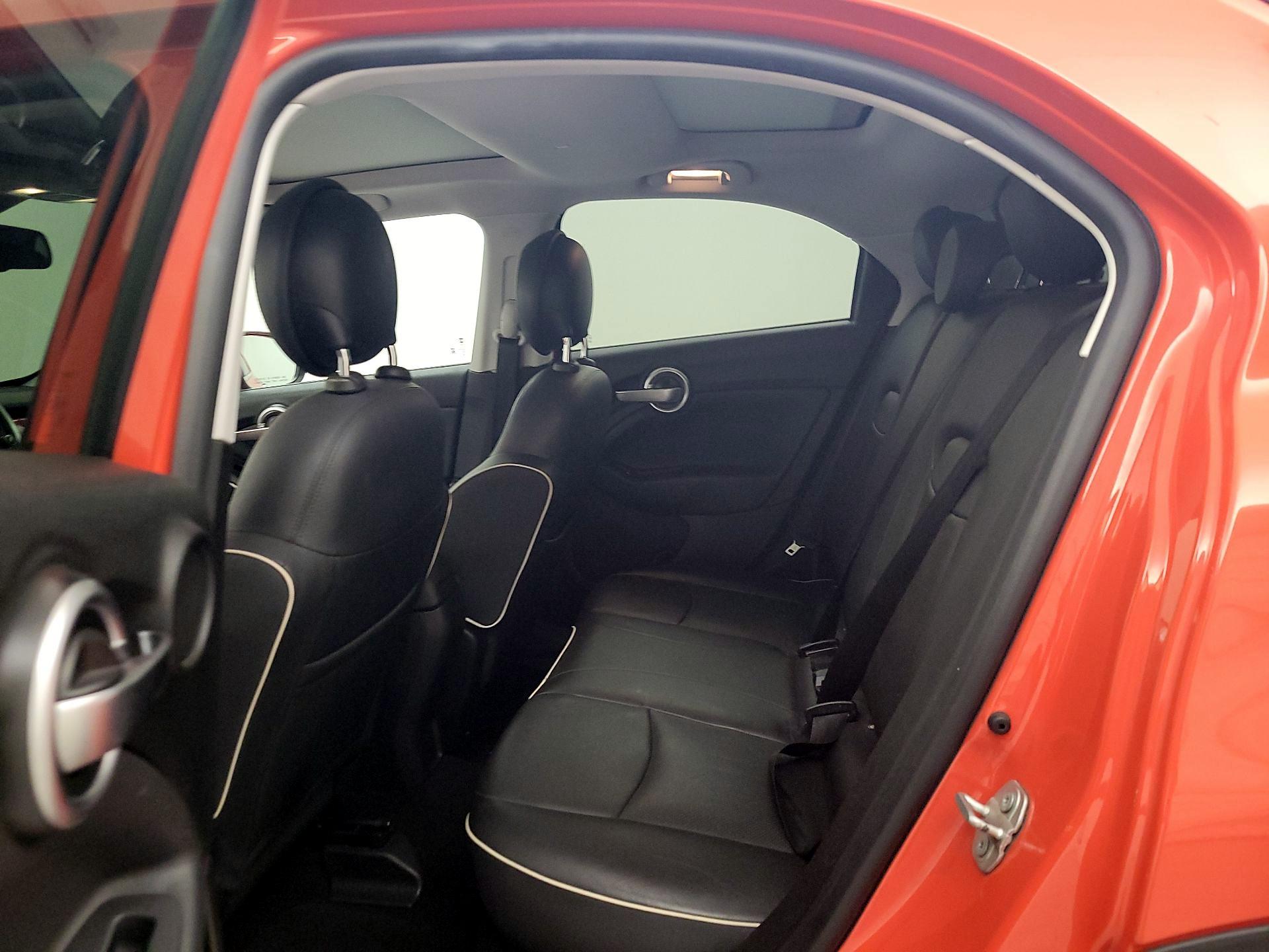 Thumbnail: 2017 Fiat 500X - 19