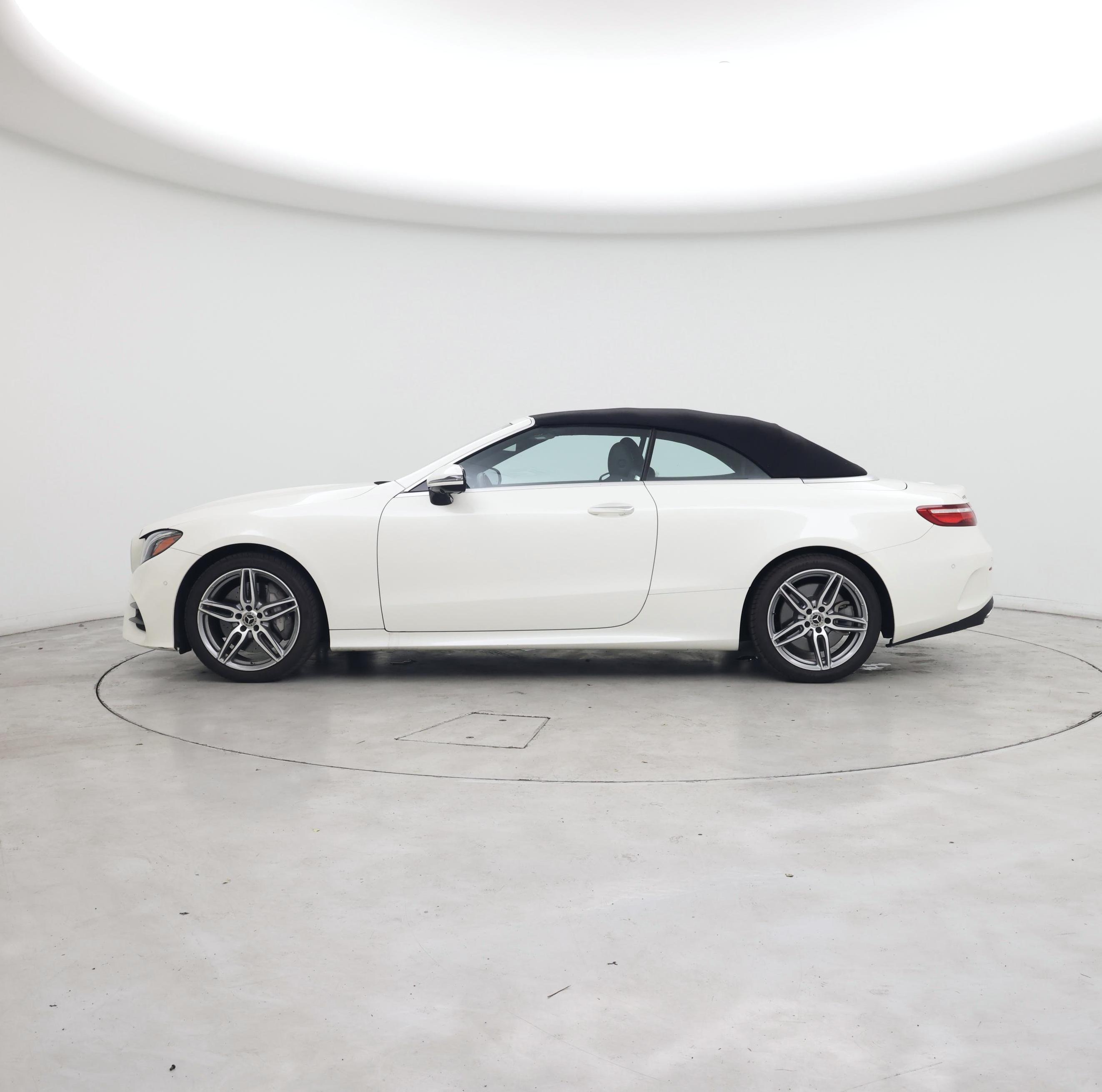 Thumbnail: 2019 Mercedes-Benz E-Class - 3