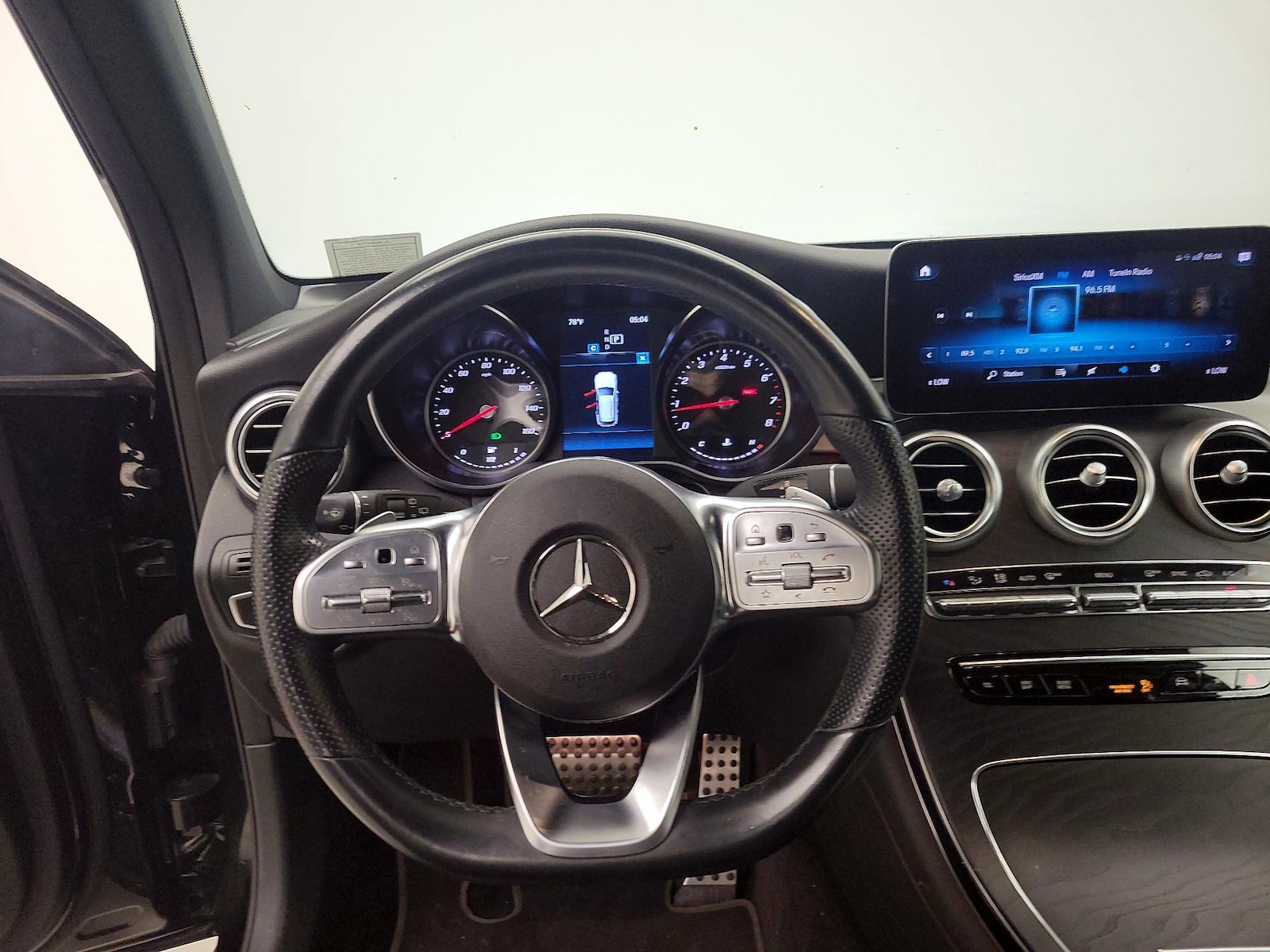 2022 Mercedes-Benz GLC GLC300 - Photo 11