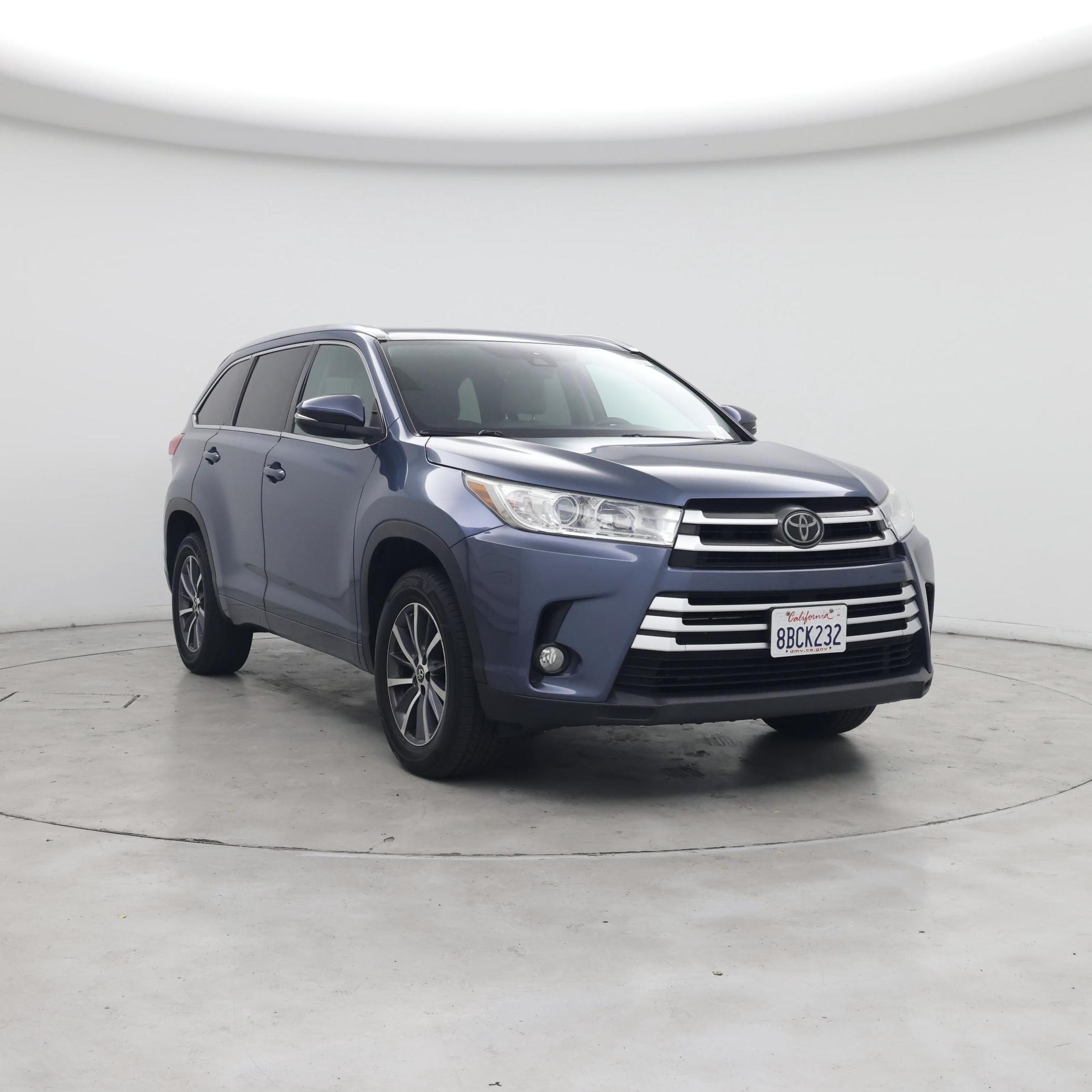 Blue 2017 Toyota Highlander SUV / Crossover Front-Wheel Drive Automatic
