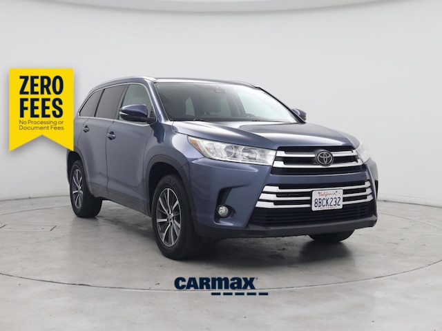 Blue 2017 Toyota Highlander SUV / Crossover Front-Wheel Drive Automatic