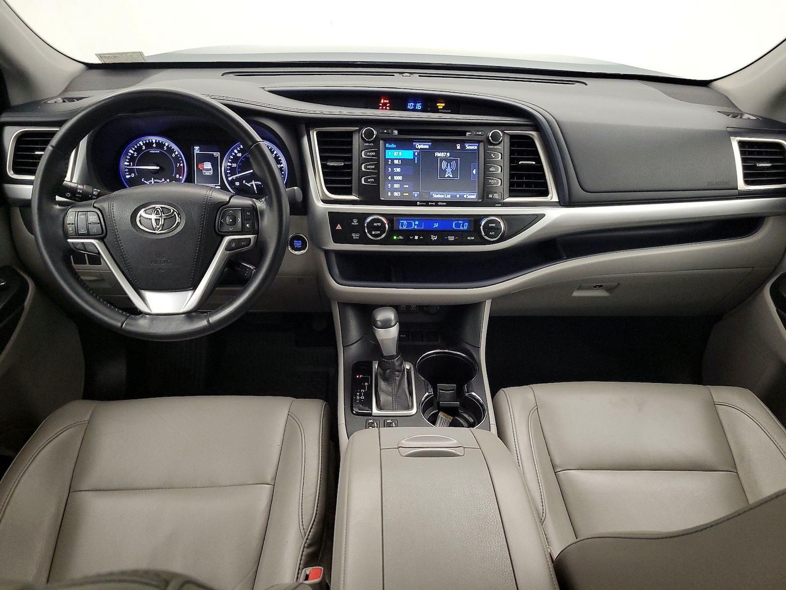2017 Toyota Highlander XLE - Photo 10