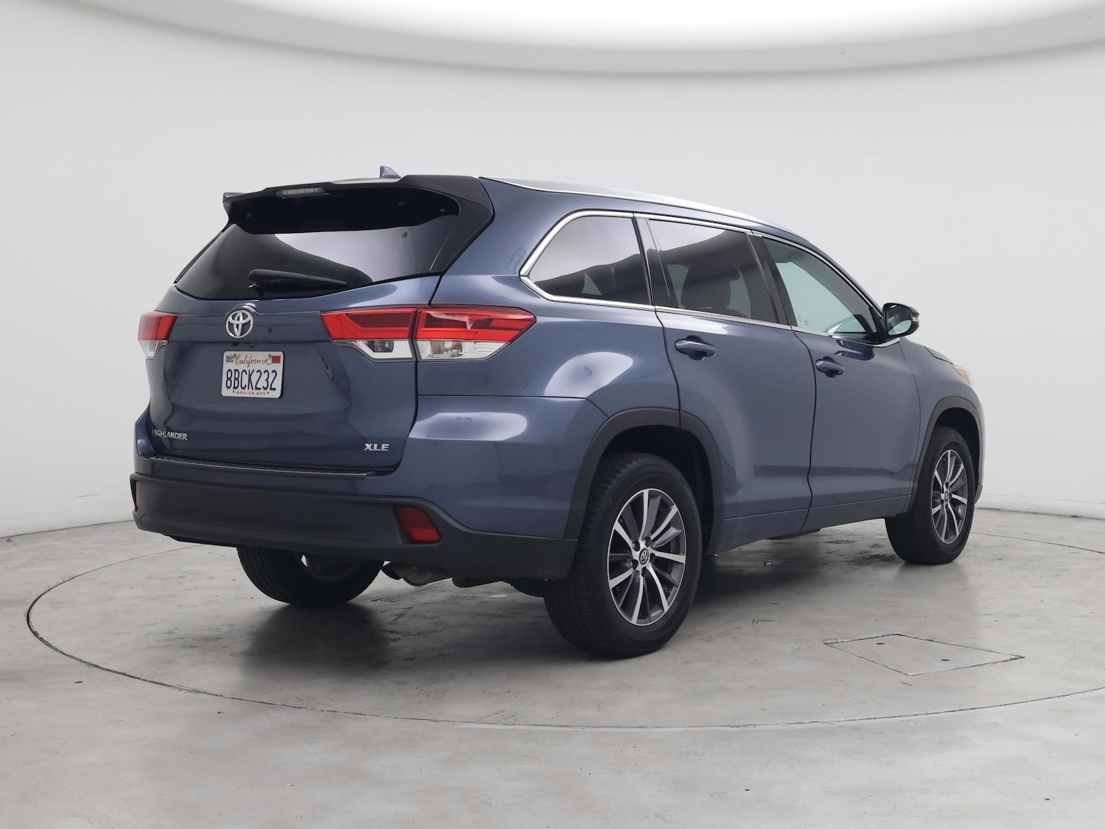 2017 Toyota Highlander XLE - Photo 9
