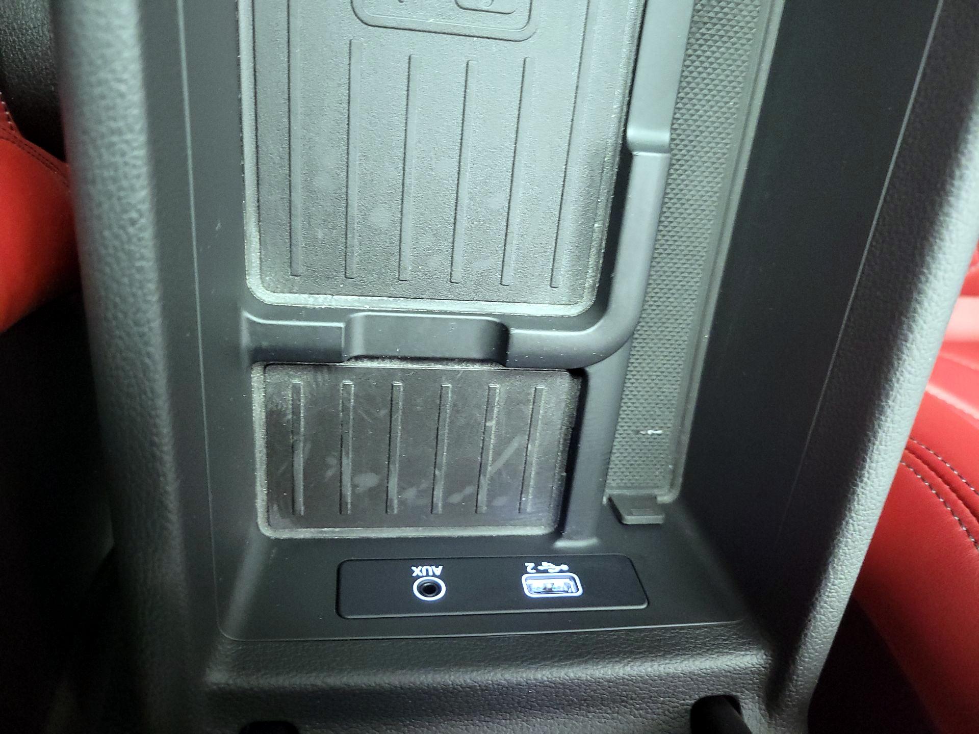 Thumbnail: 2019 Audi S4 - 19