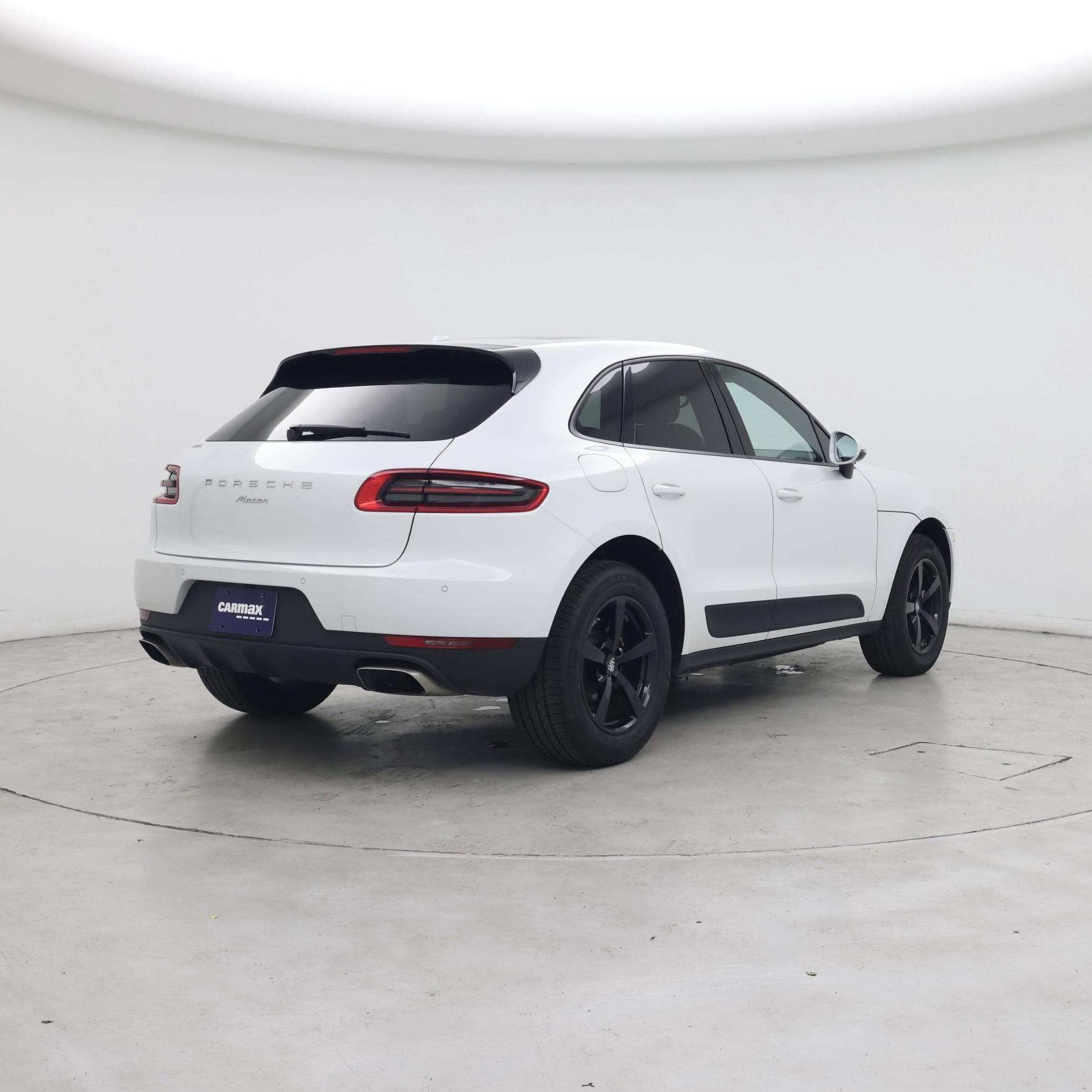 Thumbnail: 2018 Porsche Macan - 8