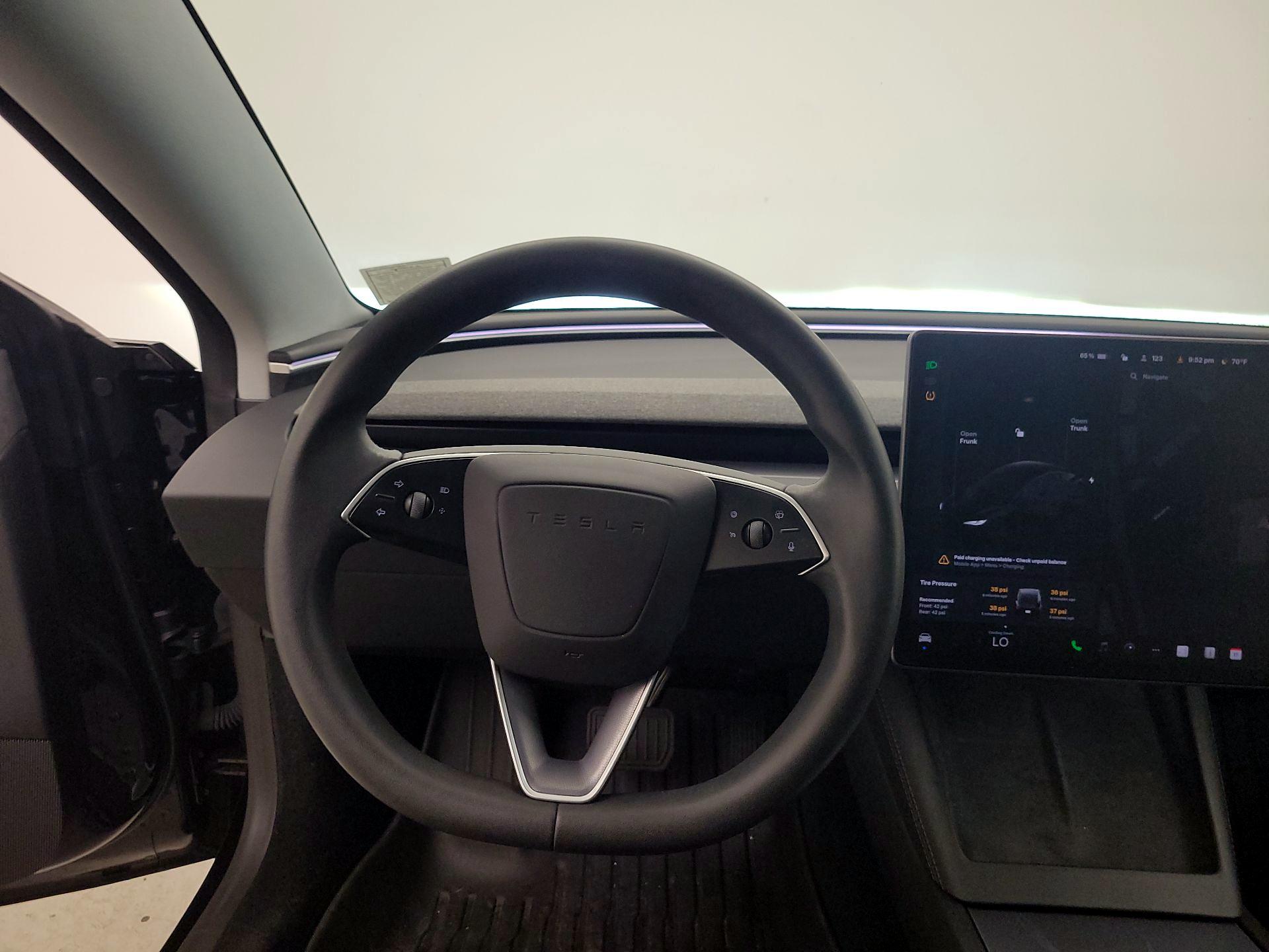Thumbnail: 2024 Tesla Model 3 - 10