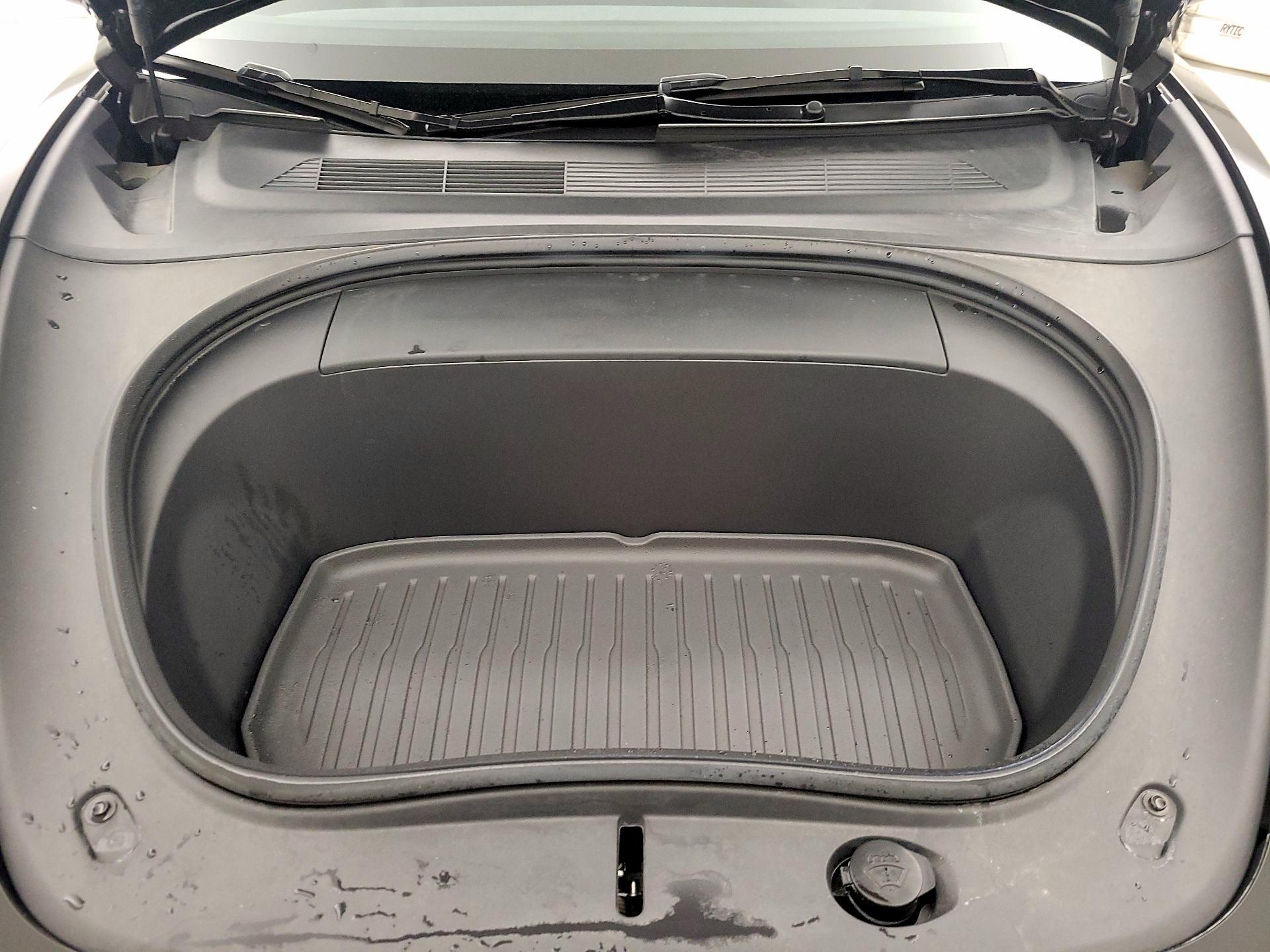 Thumbnail: 2024 Tesla Model 3 - 20