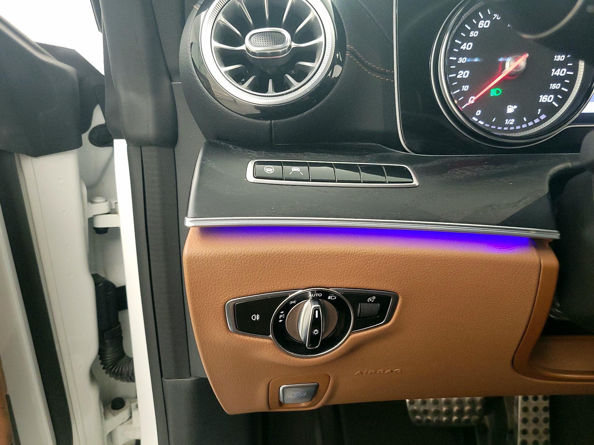 Thumbnail: 2019 Mercedes-Benz E-Class - 13