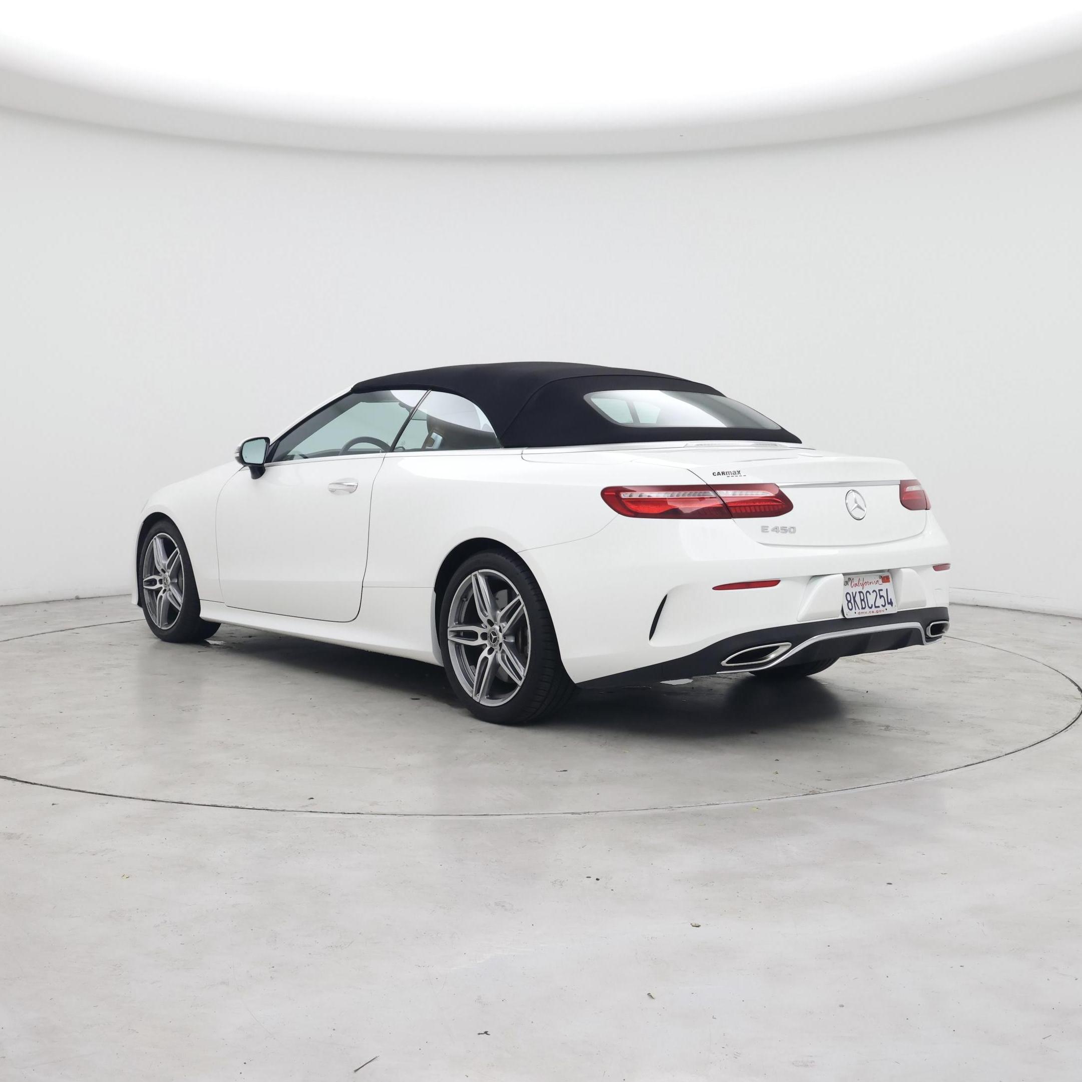 Thumbnail: 2019 Mercedes-Benz E-Class - 2