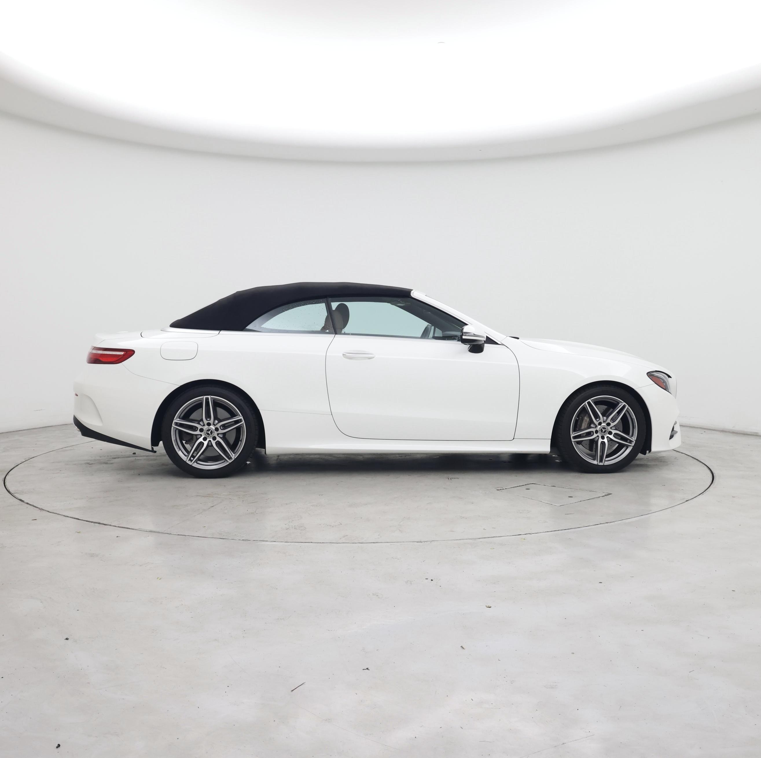 Thumbnail: 2019 Mercedes-Benz E-Class - 7