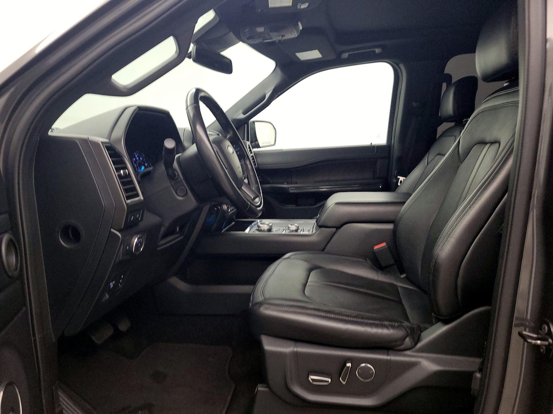 Thumbnail: 2020 Ford Expedition - 11