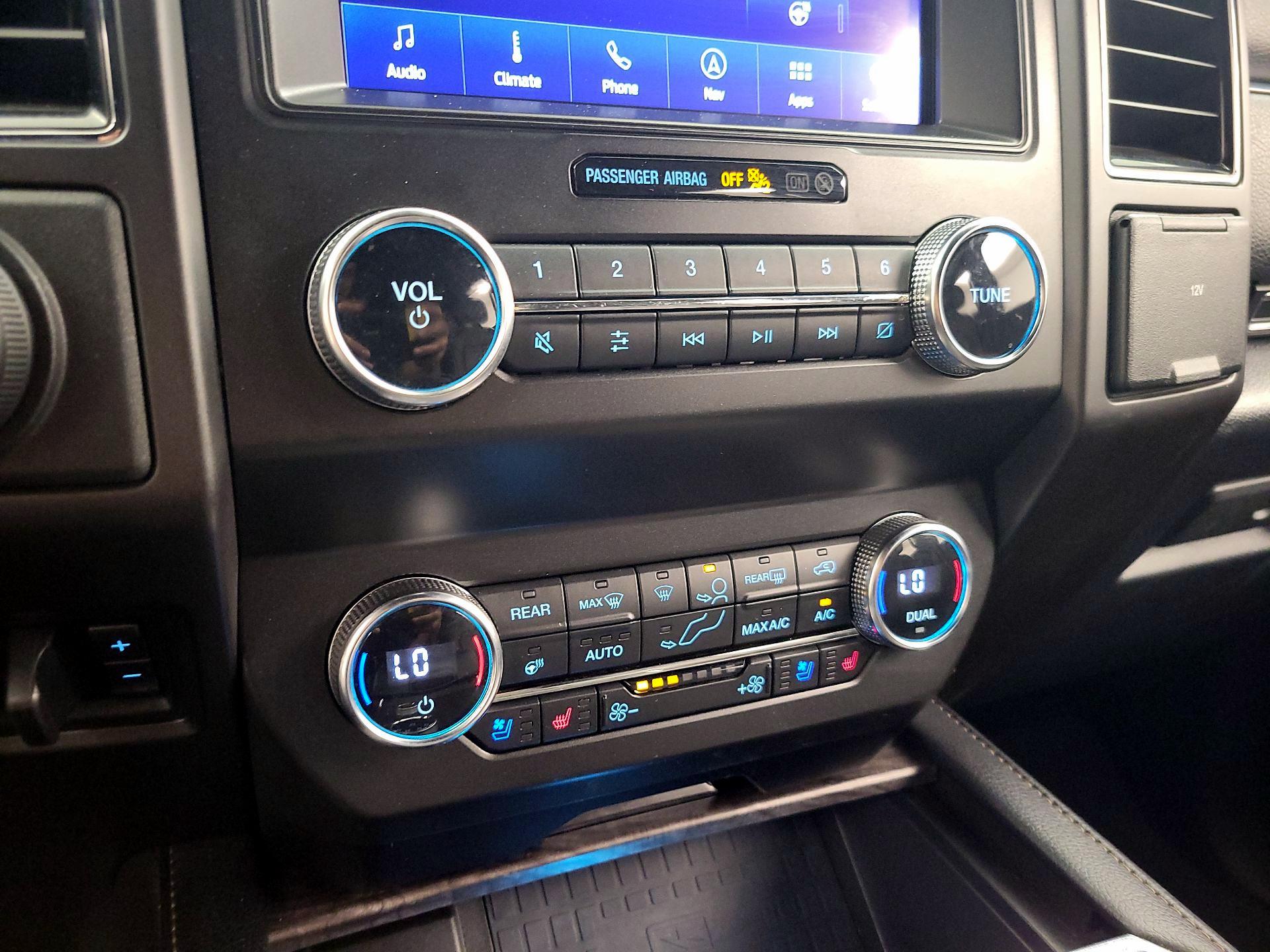 Thumbnail: 2020 Ford Expedition - 16