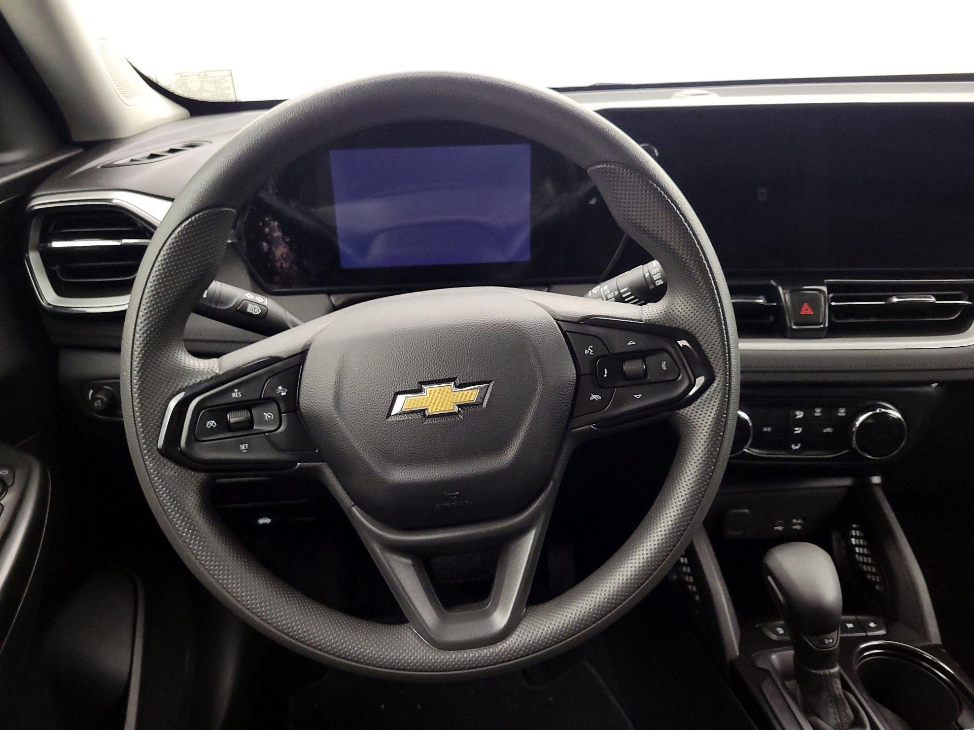 Thumbnail: 2025 Chevrolet TrailBlazer - 10
