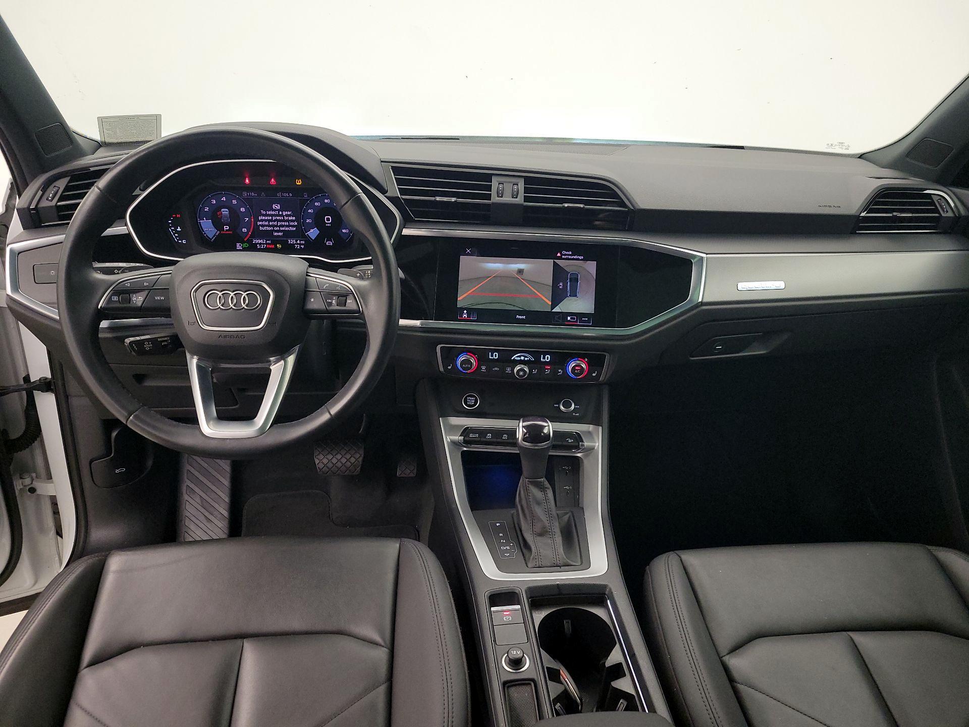 Thumbnail: 2022 Audi Q3 - 9