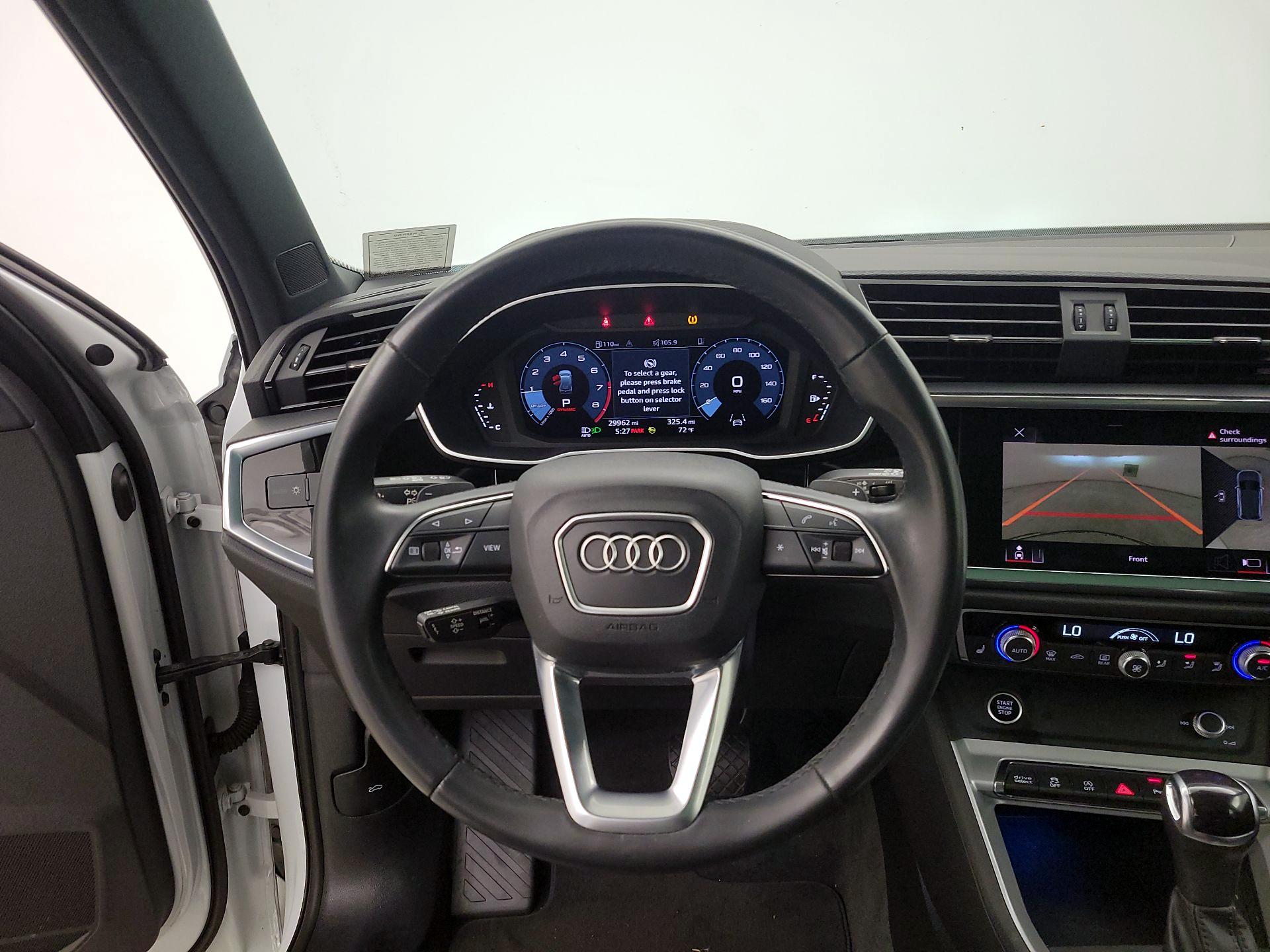 Thumbnail: 2022 Audi Q3 - 10