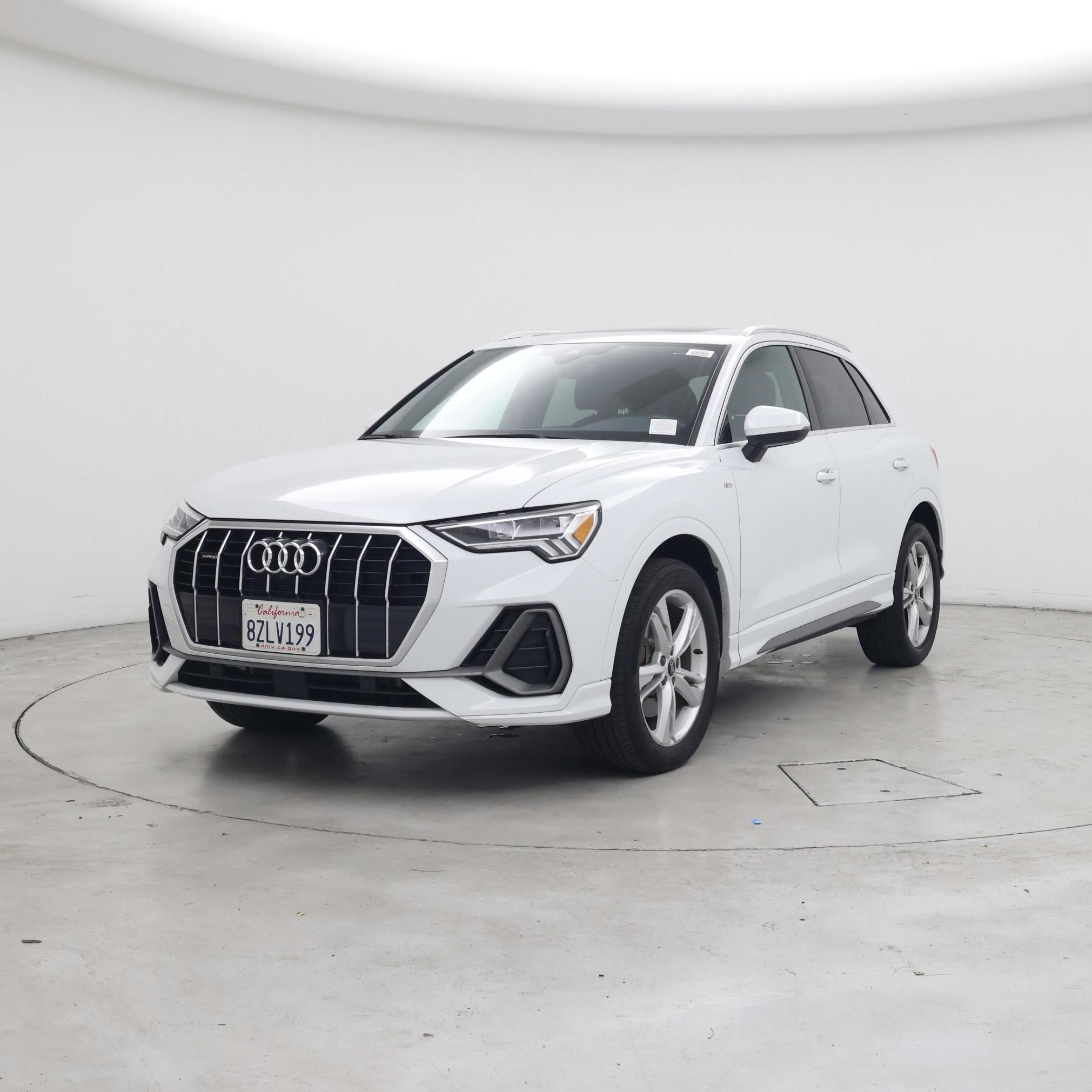 Thumbnail: 2022 Audi Q3 - 4