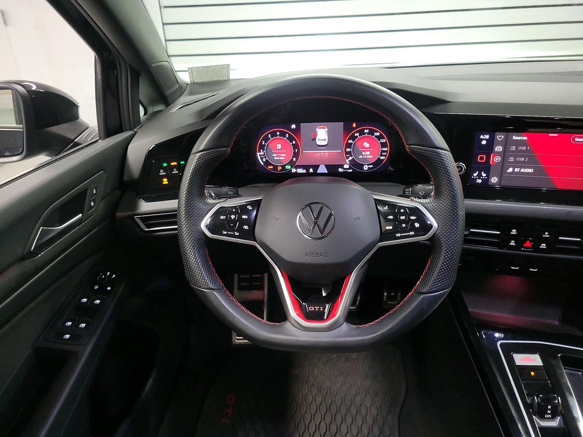 Thumbnail: 2024 Volkswagen Golf - 10