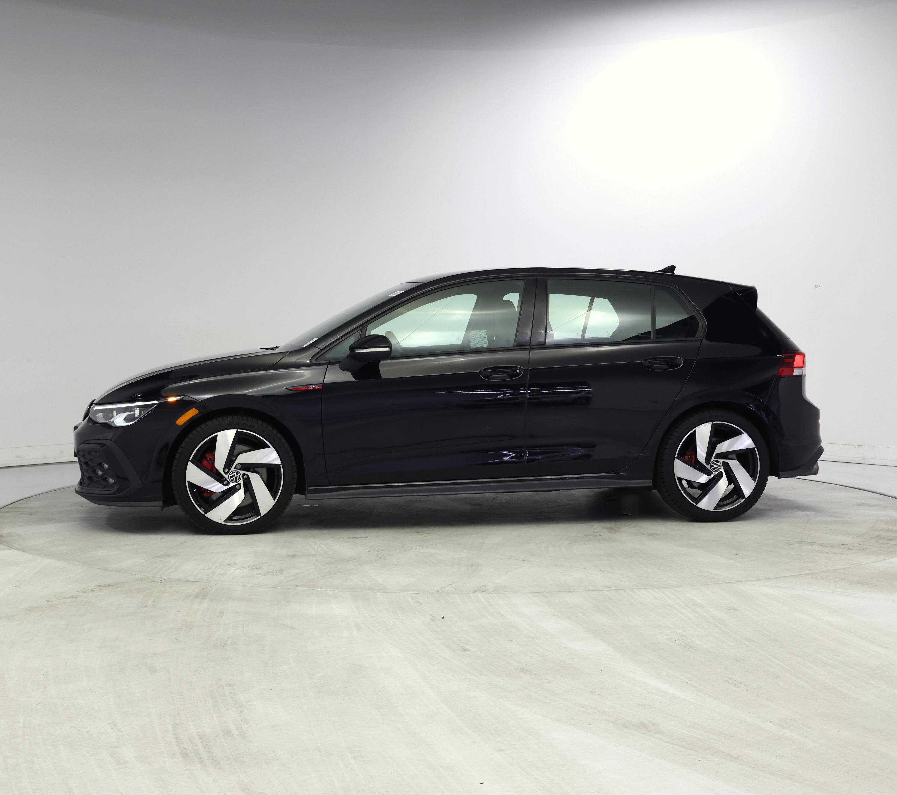 Thumbnail: 2024 Volkswagen Golf - 3