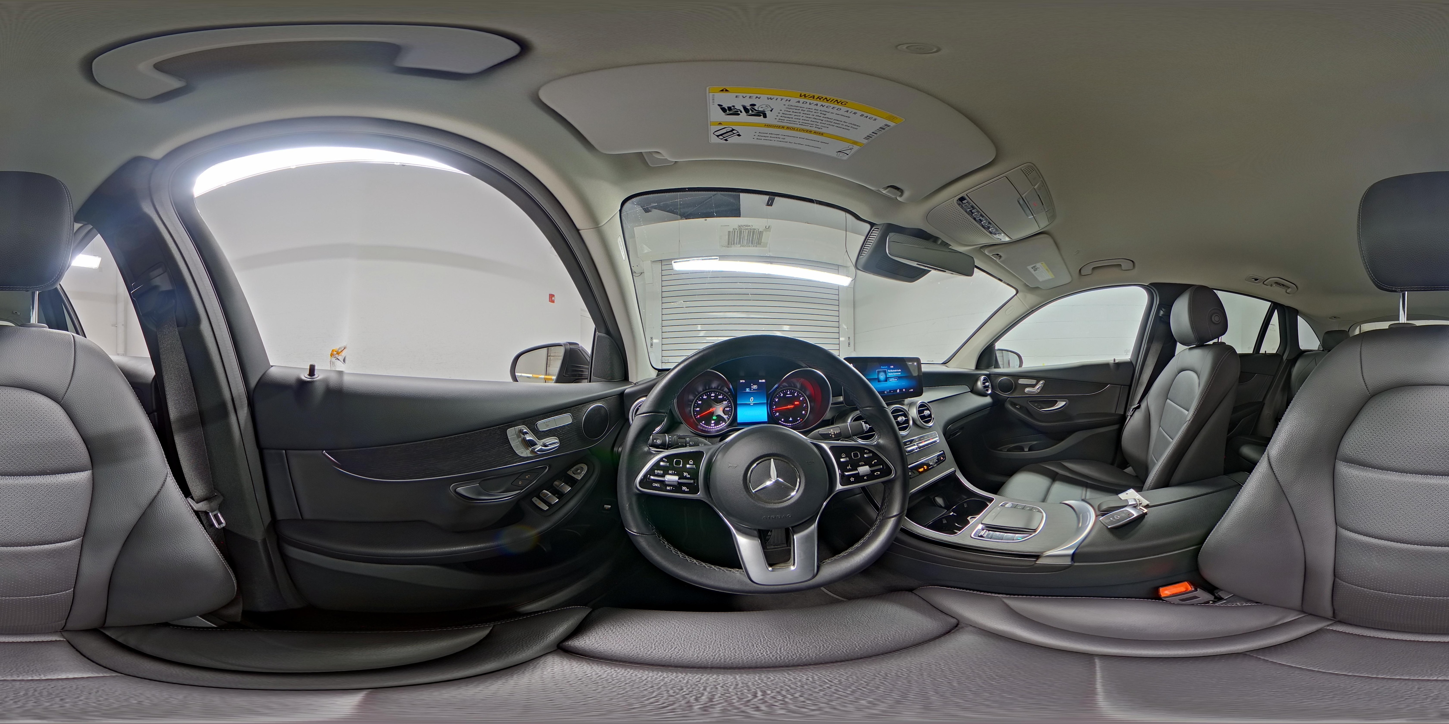 2022 Mercedes-Benz GLC GLC300 - Photo 23