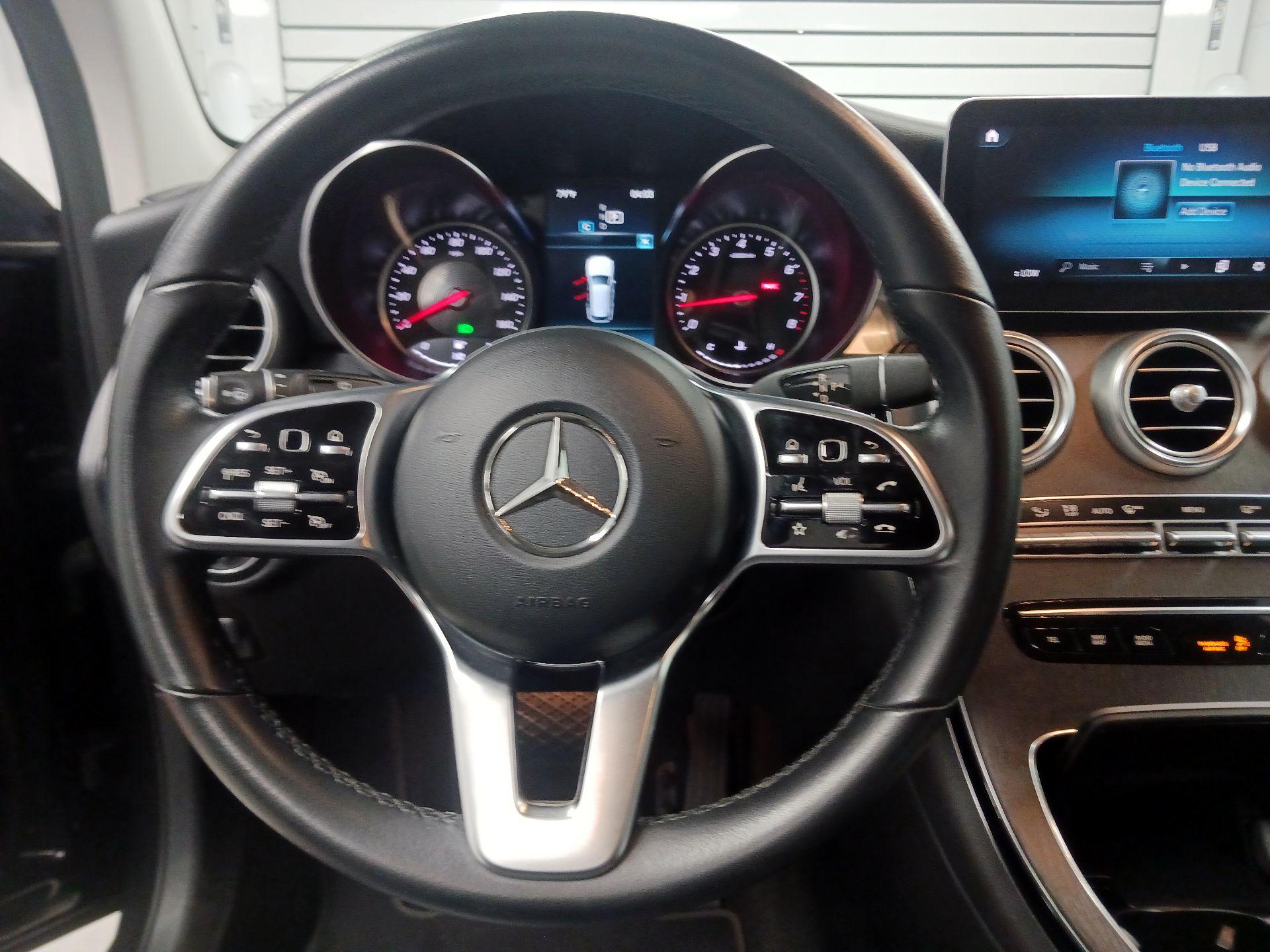 Thumbnail: 2022 Mercedes-Benz GLC - 10