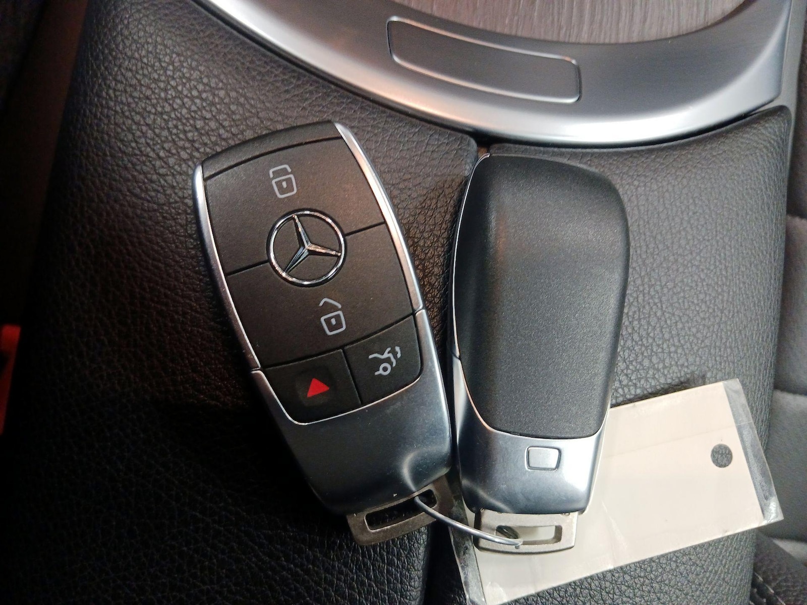 2022 Mercedes-Benz GLC GLC300 - Photo 20