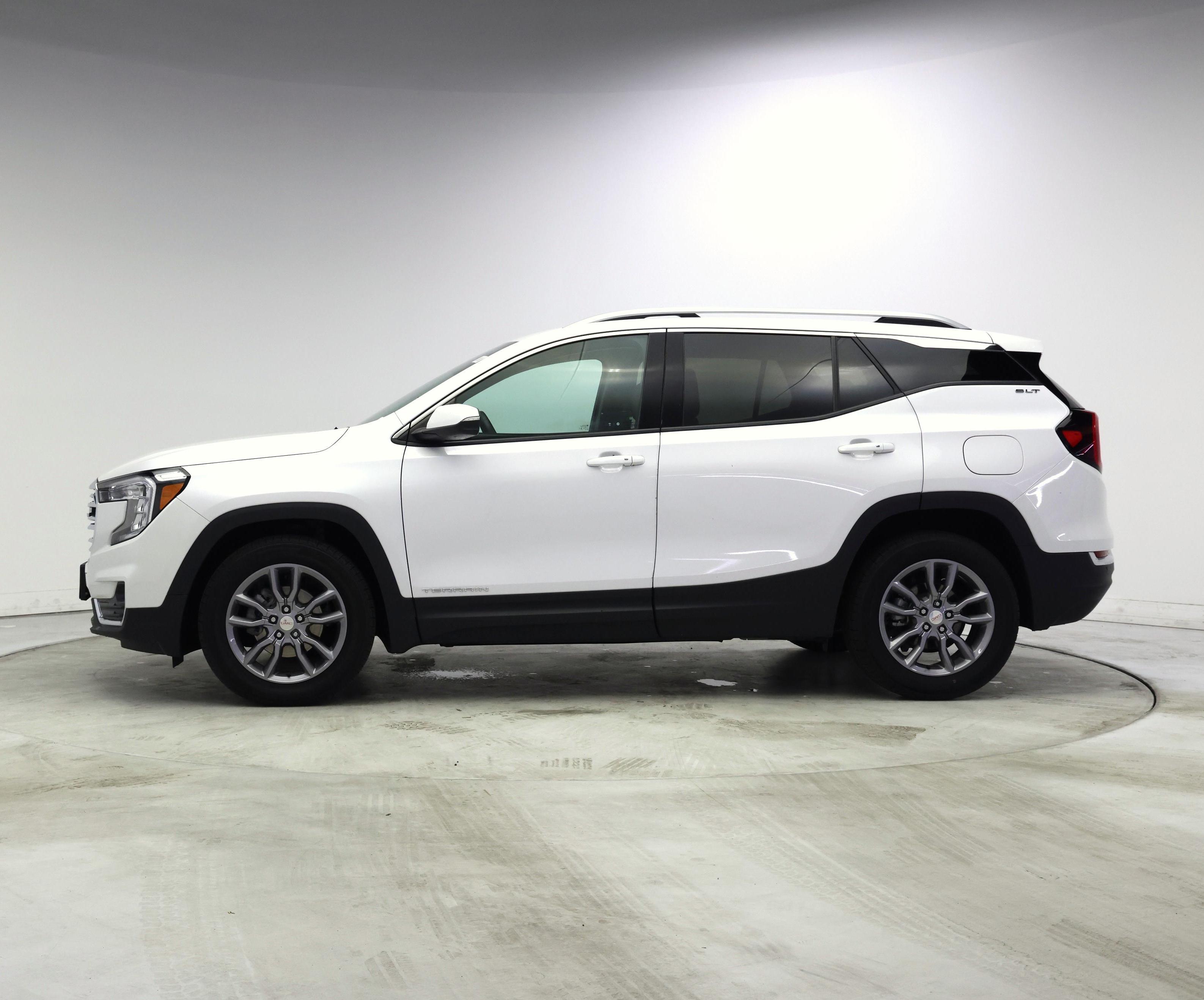 Thumbnail: 2023 GMC Terrain - 3