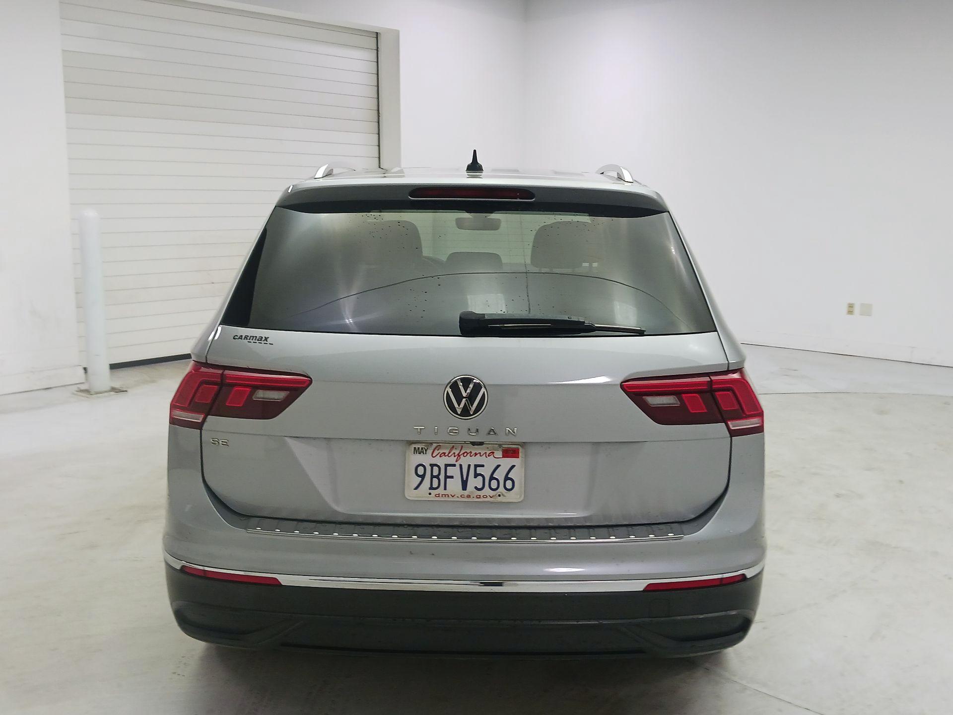 Thumbnail: 2022 Volkswagen Tiguan - 6