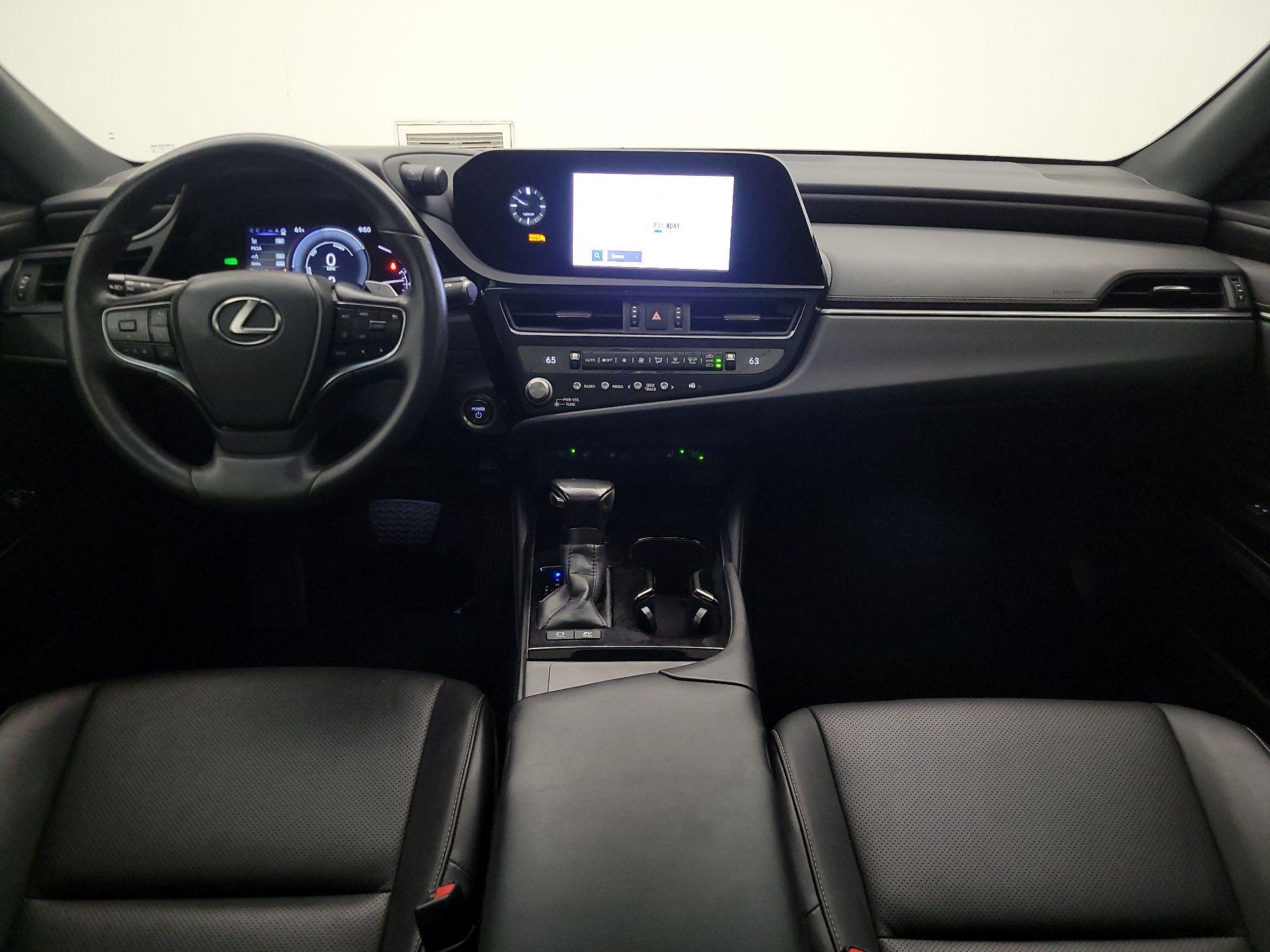 Thumbnail: 2023 Lexus ES - 9