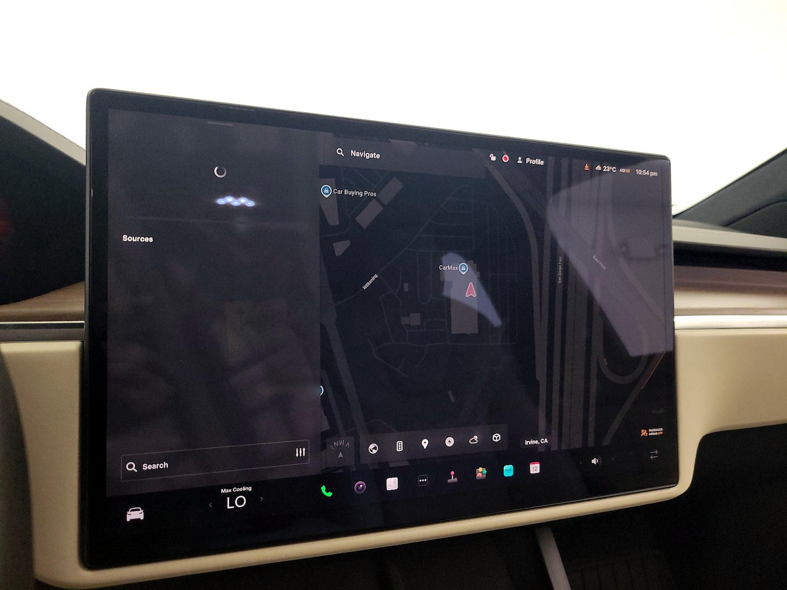 2022 Tesla Model X Long Range - Photo 12