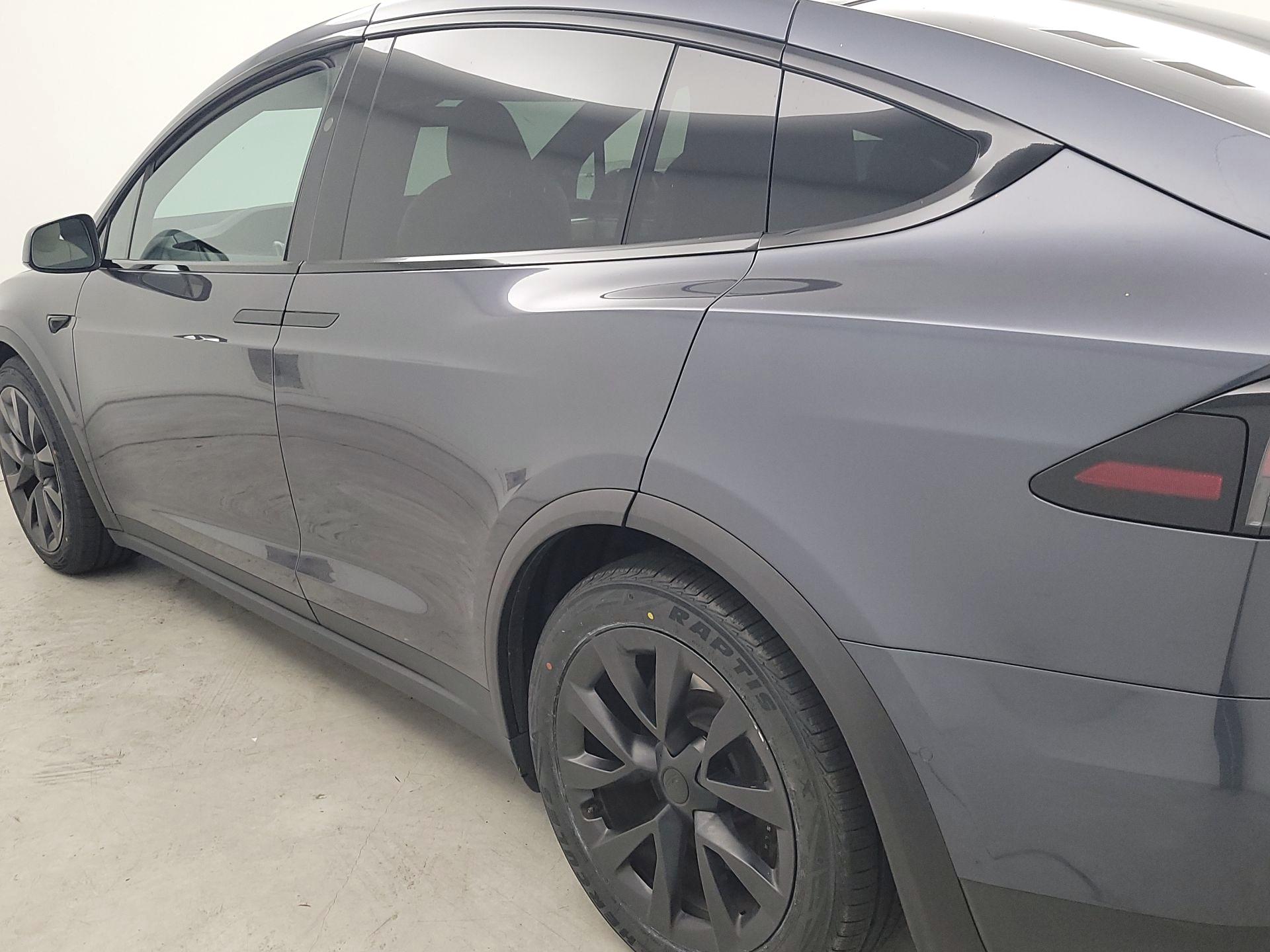 Thumbnail: 2022 Tesla Model X - 7