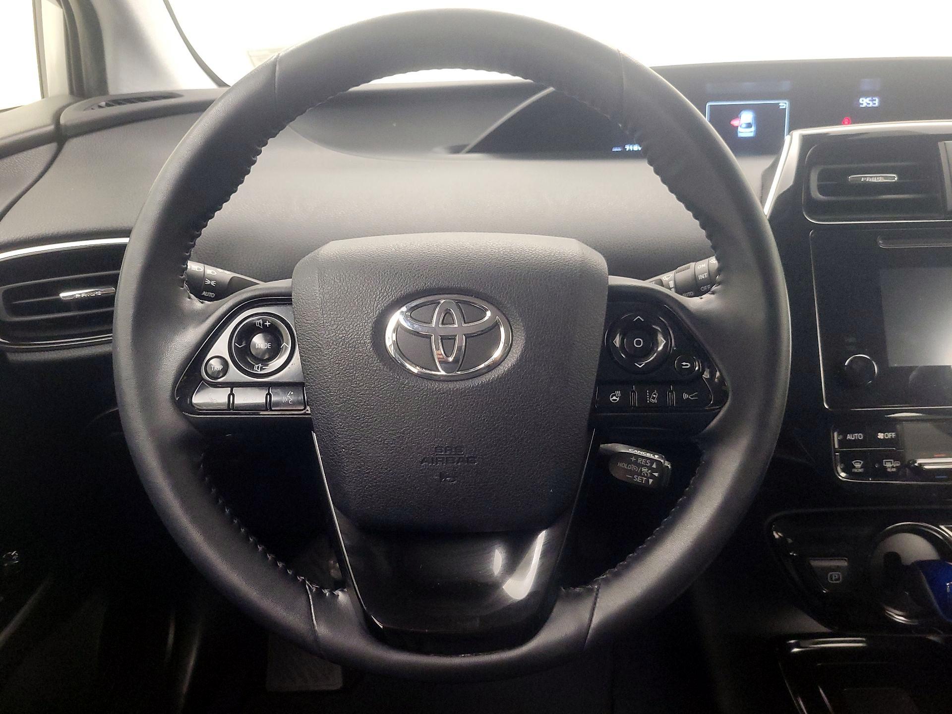 Thumbnail: 2019 Toyota Prius - 10