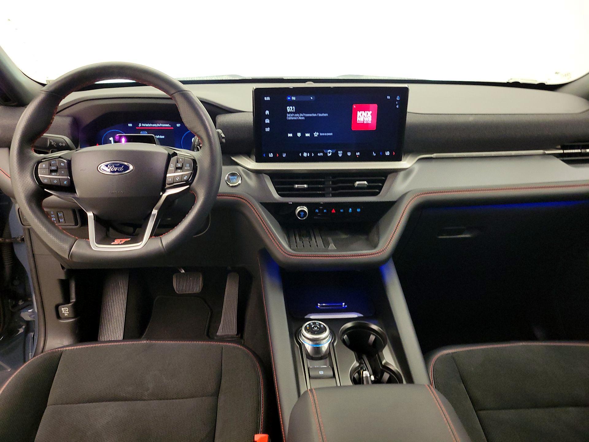 Thumbnail: 2025 Ford Explorer - 9