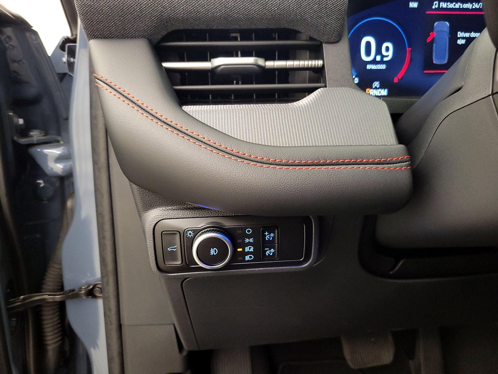 Thumbnail: 2025 Ford Explorer - 13