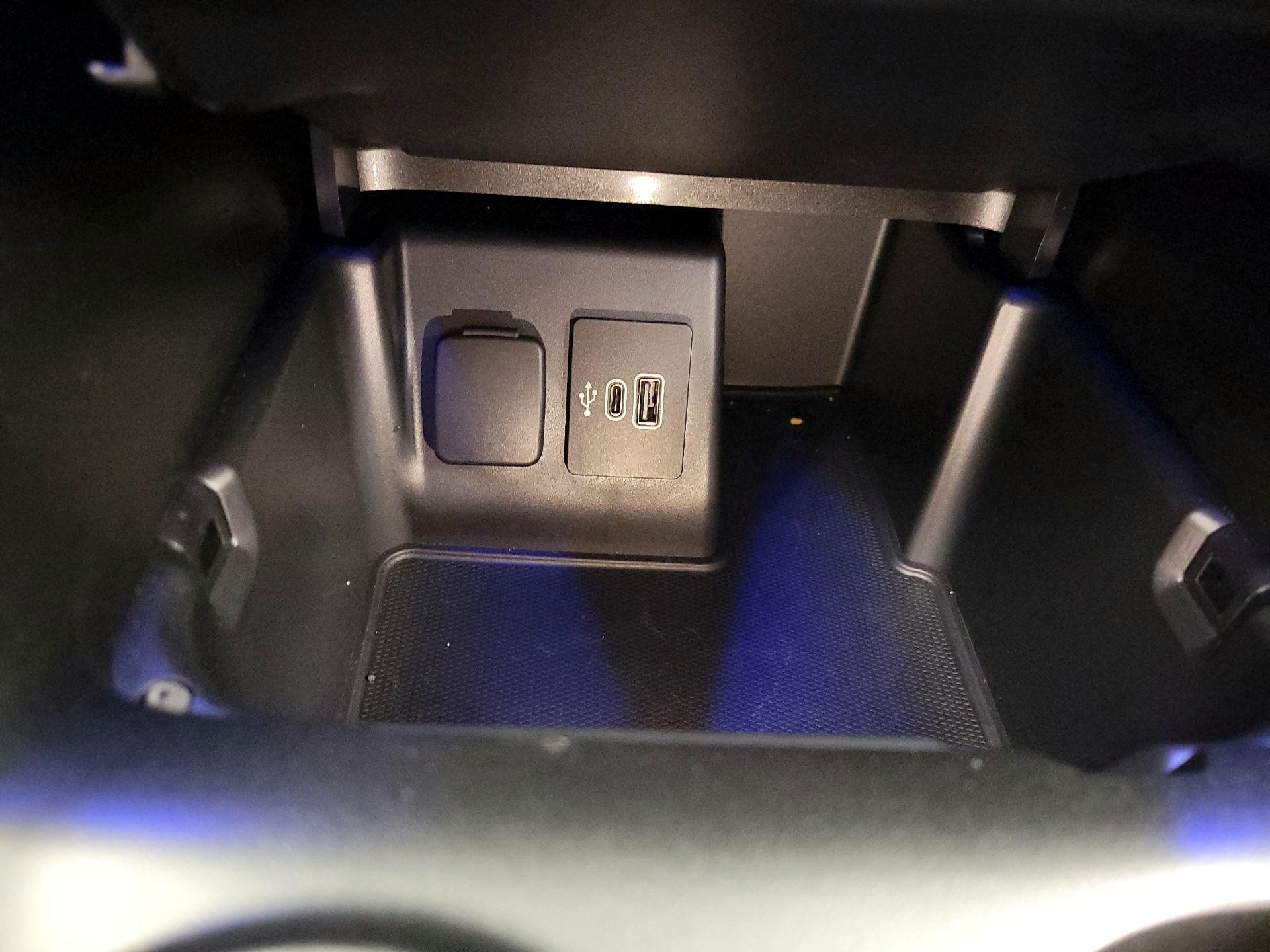 Thumbnail: 2025 Ford Explorer - 18