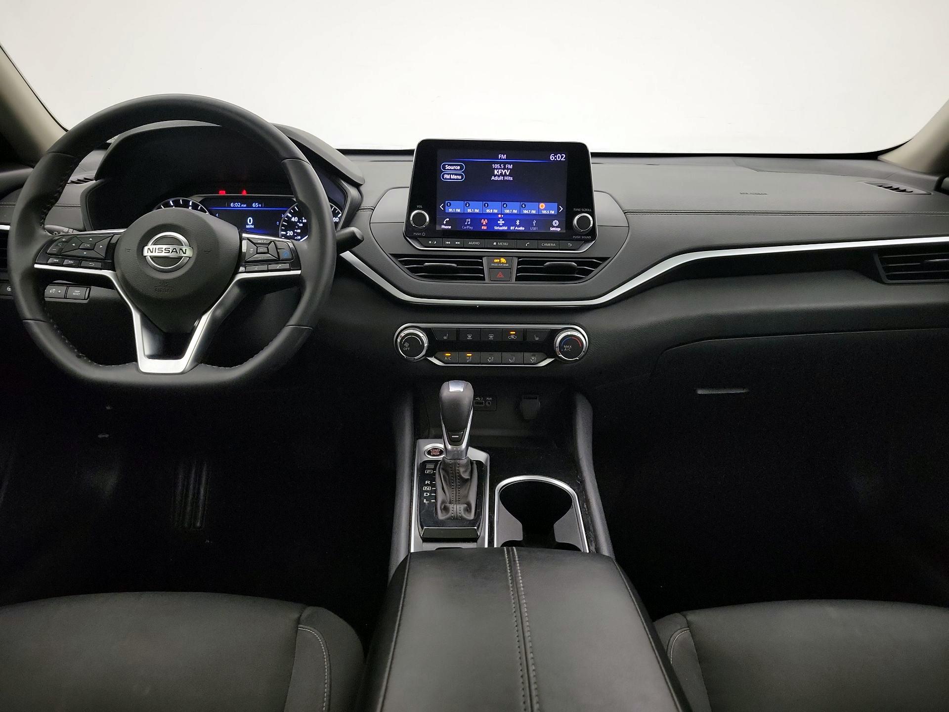 Thumbnail: 2022 Nissan Altima - 9