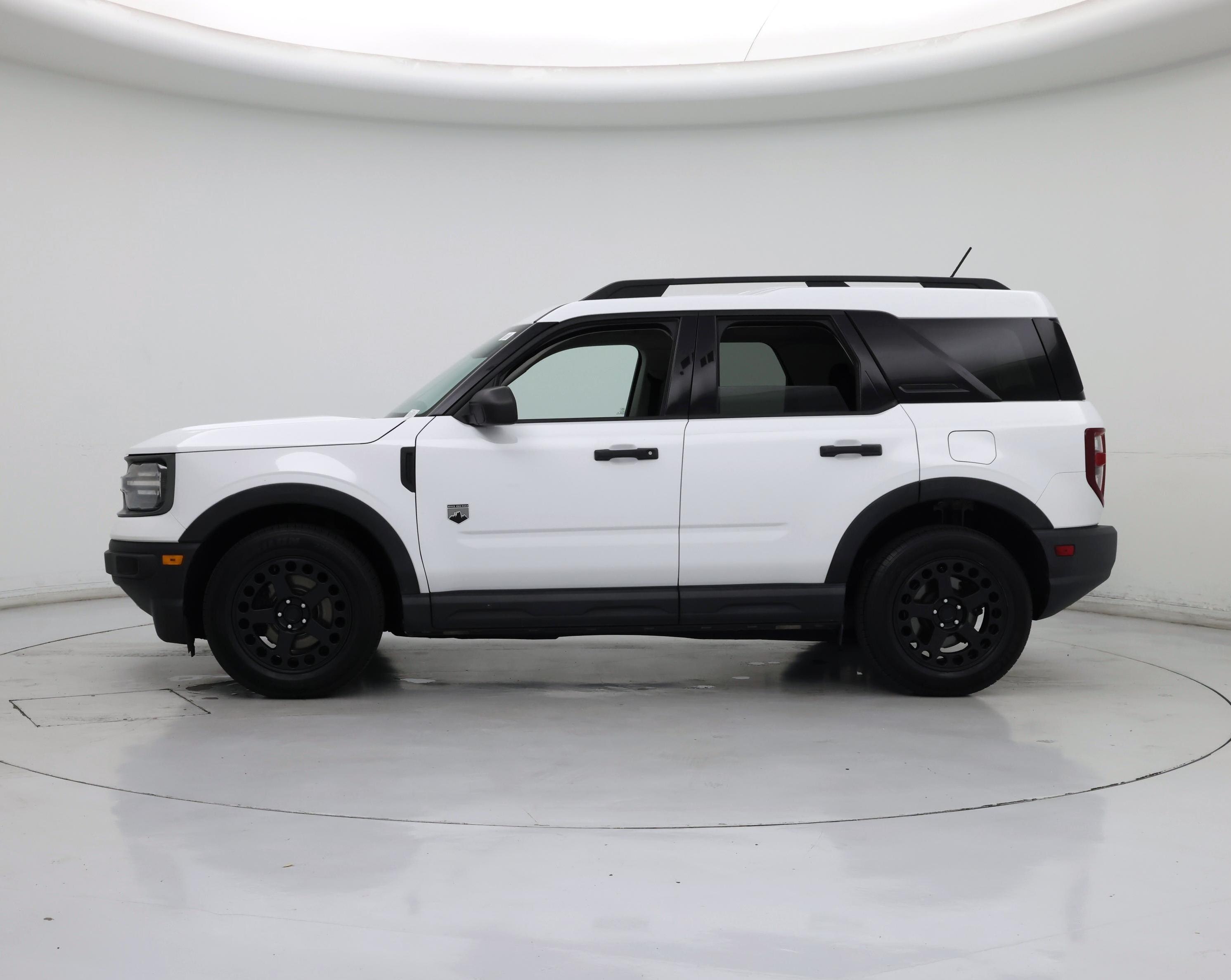 Thumbnail: 2021 Ford Bronco Sport - 3