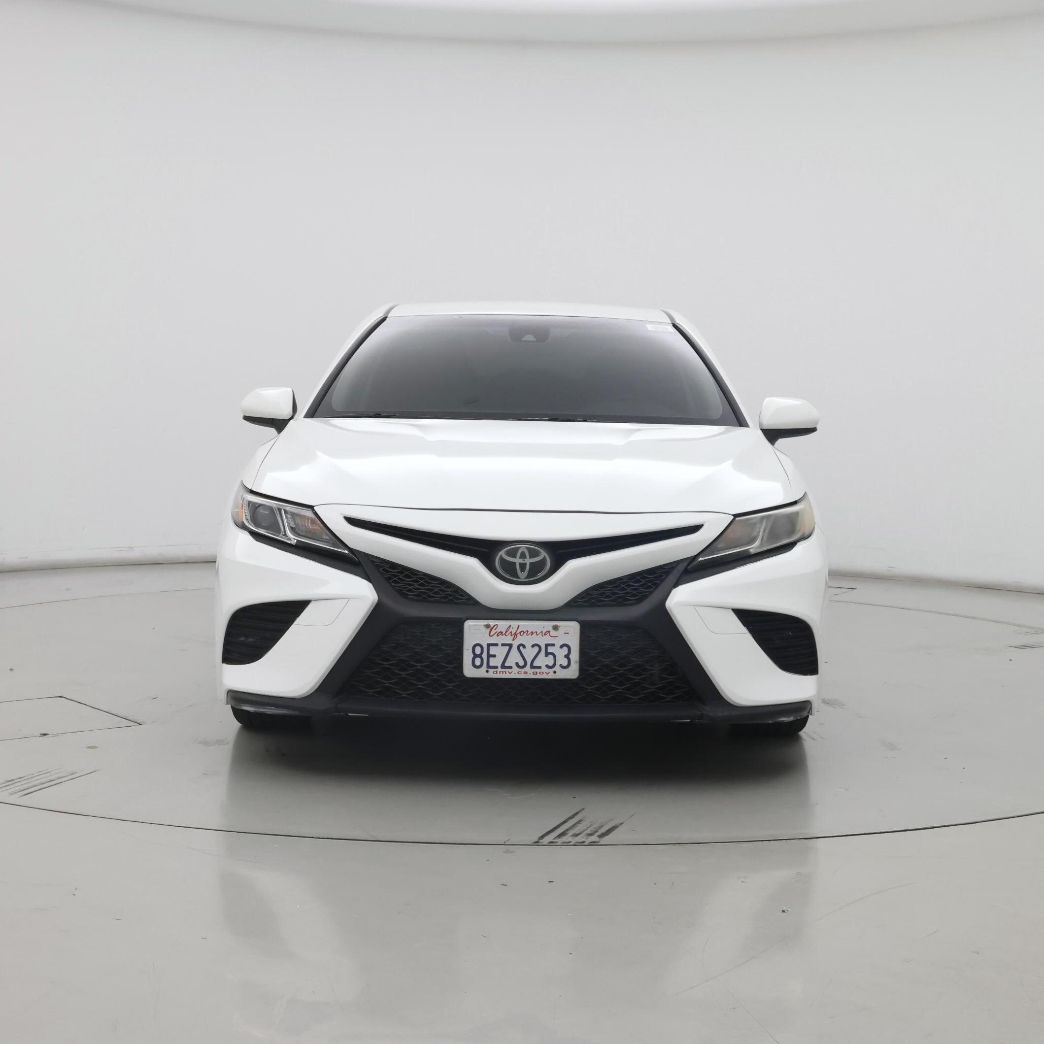 Thumbnail: 2018 Toyota Camry - 5