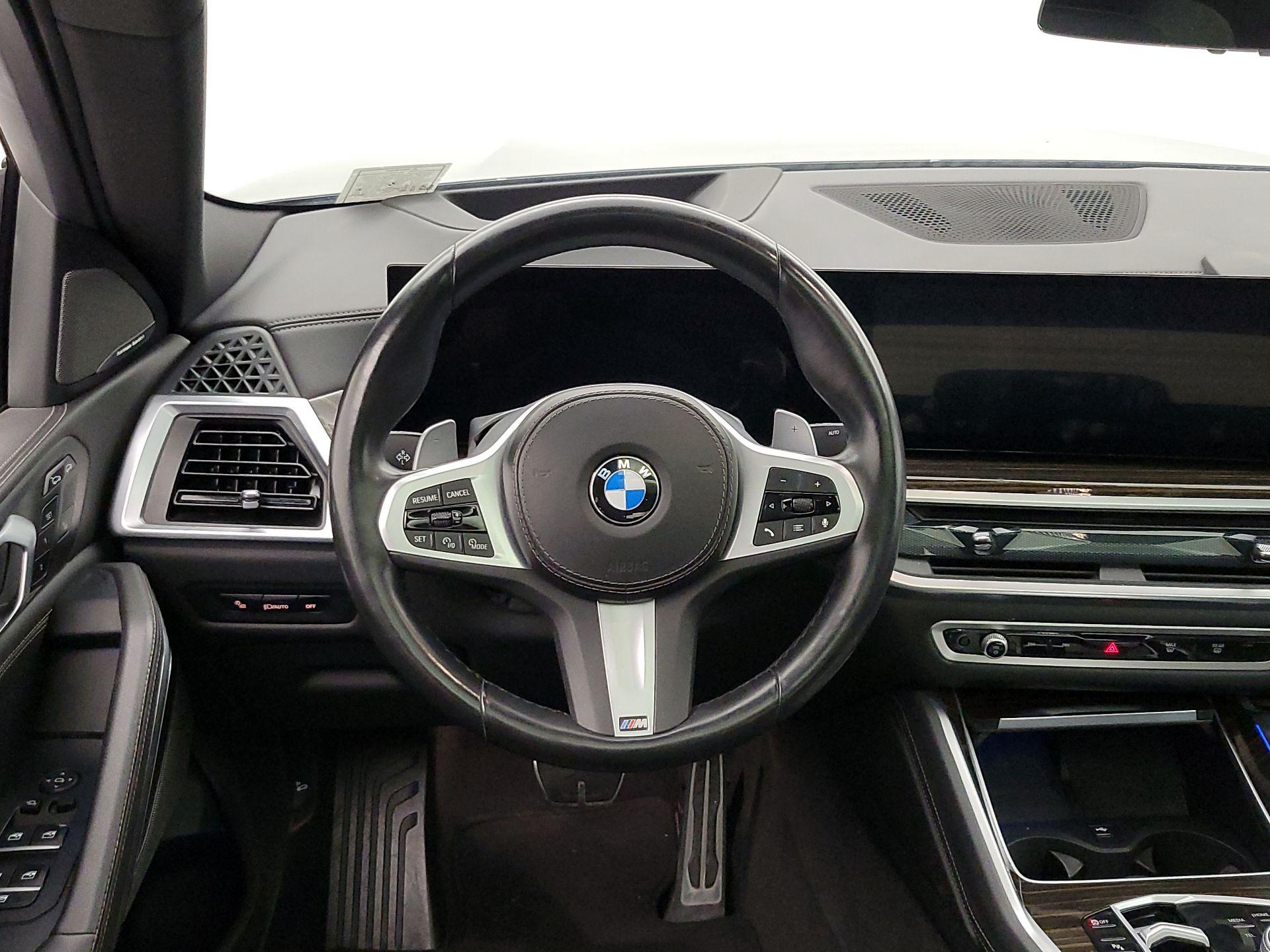 Thumbnail: 2025 BMW X6 - 10
