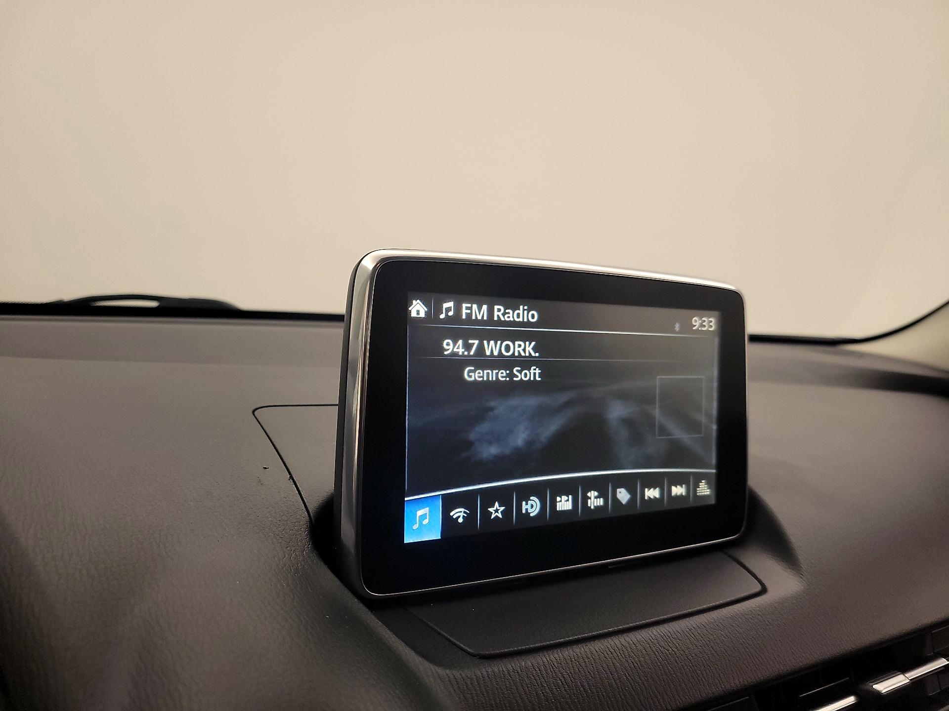 Thumbnail: 2017 Toyota Yaris iA - 15