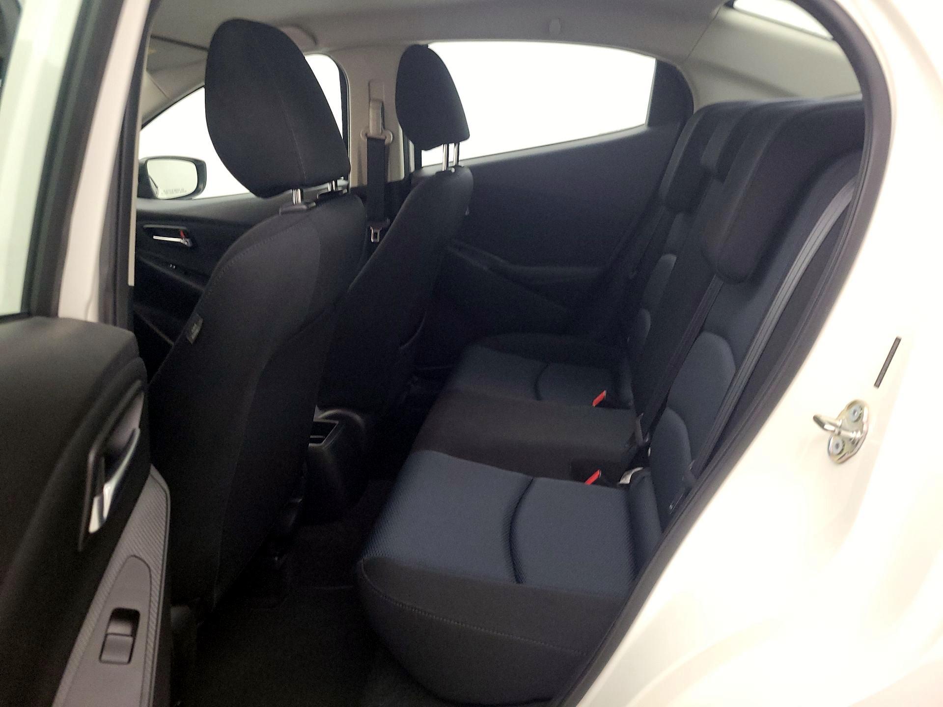 Thumbnail: 2017 Toyota Yaris iA - 19