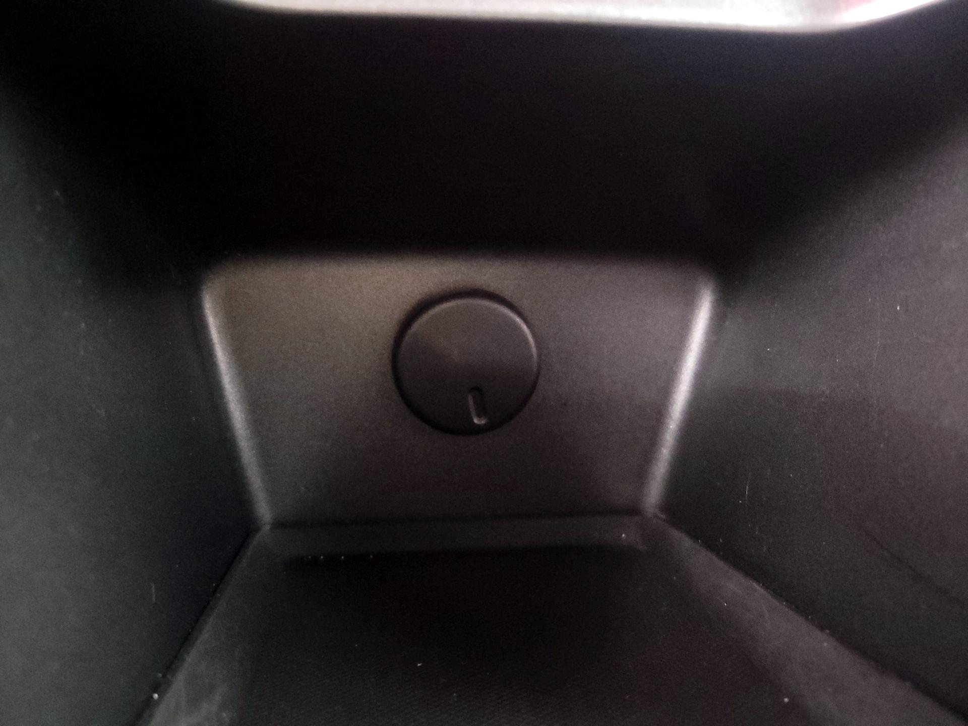 Thumbnail: 2015 GMC Terrain - 17