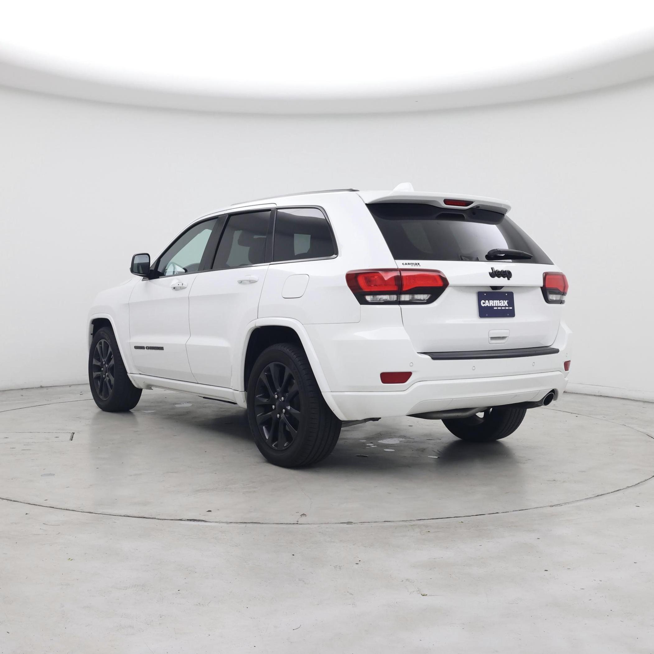Thumbnail: 2018 Jeep Grand Cherokee - 2