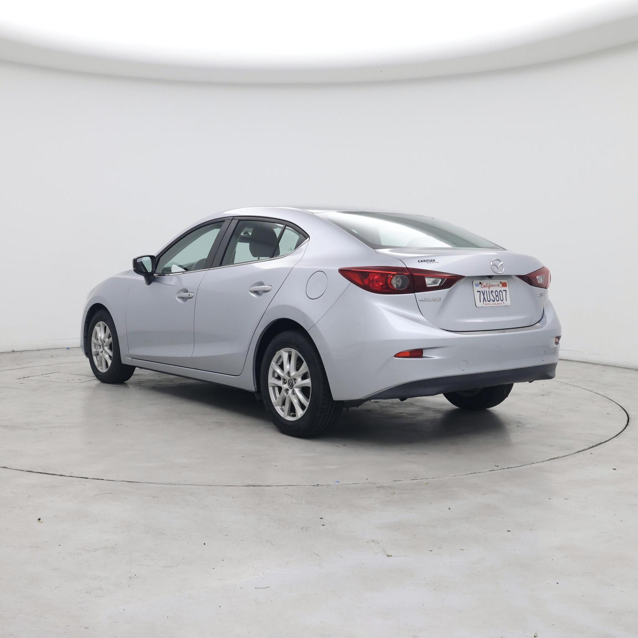 Thumbnail: 2017 Mazda Mazda3 - 2