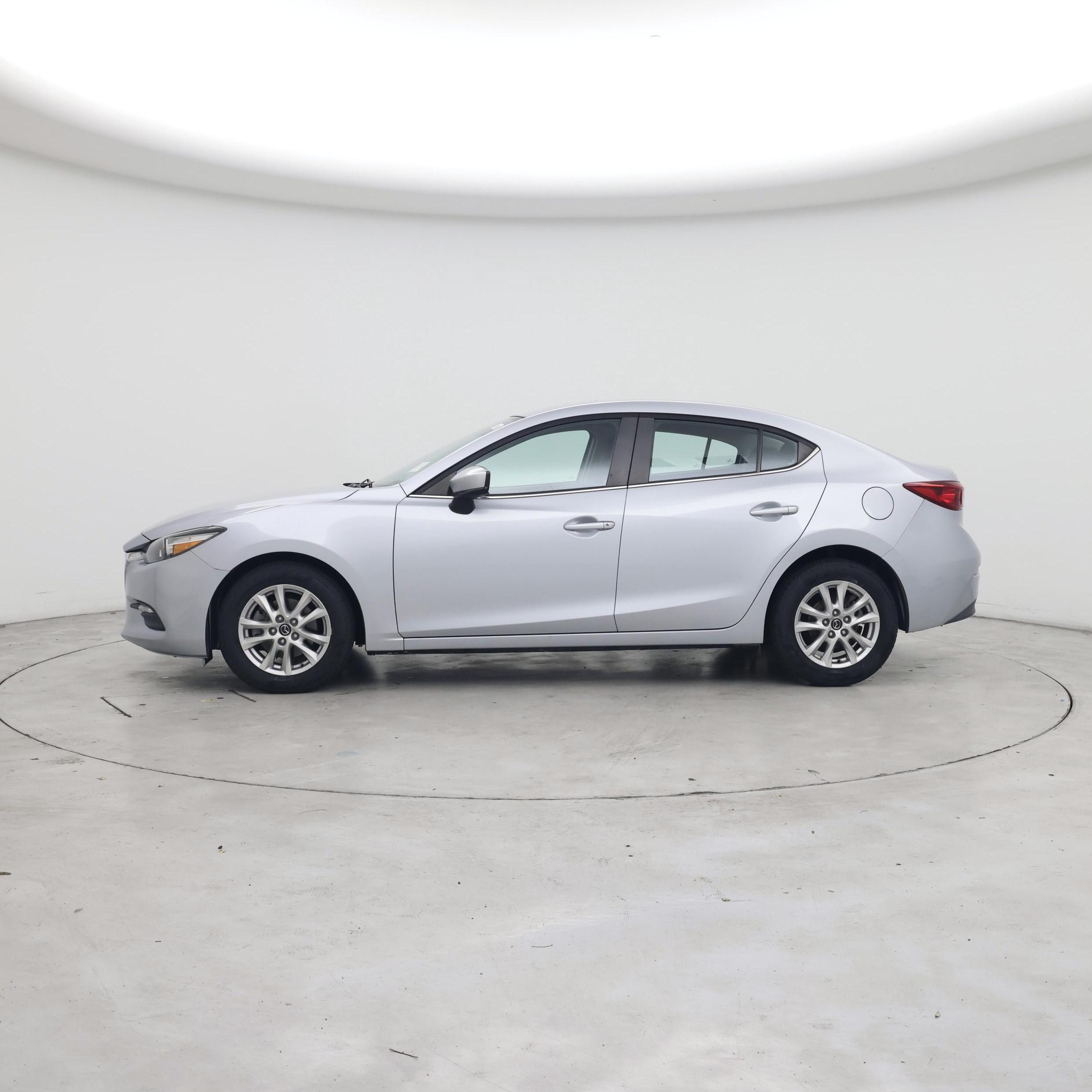 Thumbnail: 2017 Mazda Mazda3 - 3