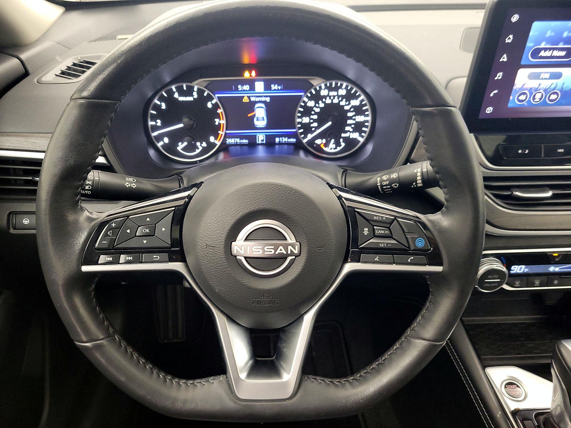 Thumbnail: 2023 Nissan Altima - 10
