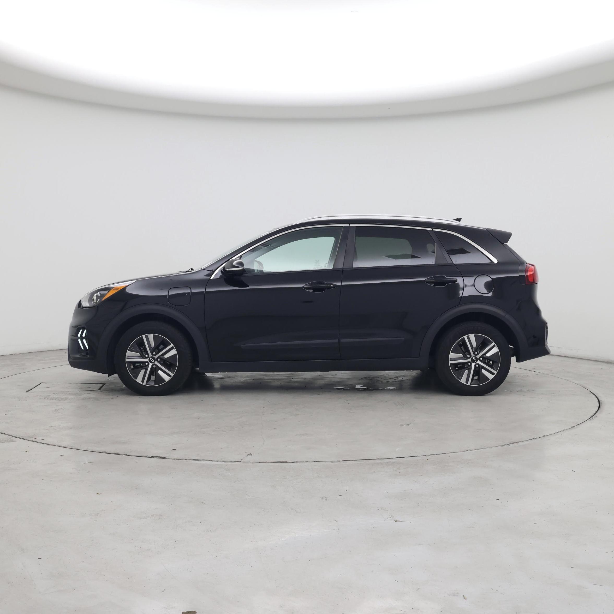 Thumbnail: 2020 Kia Niro - 3